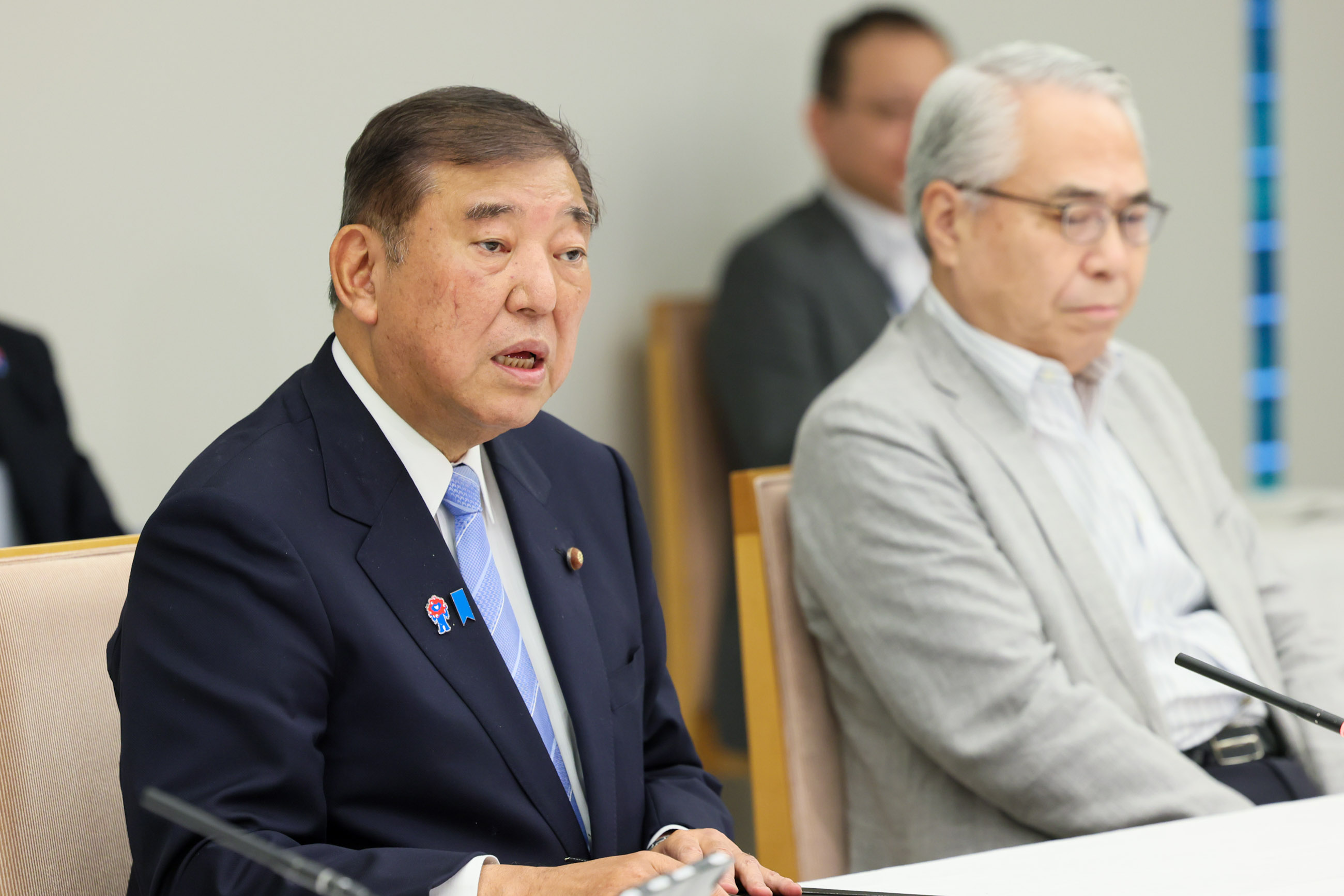 挨拶をする石破総理５