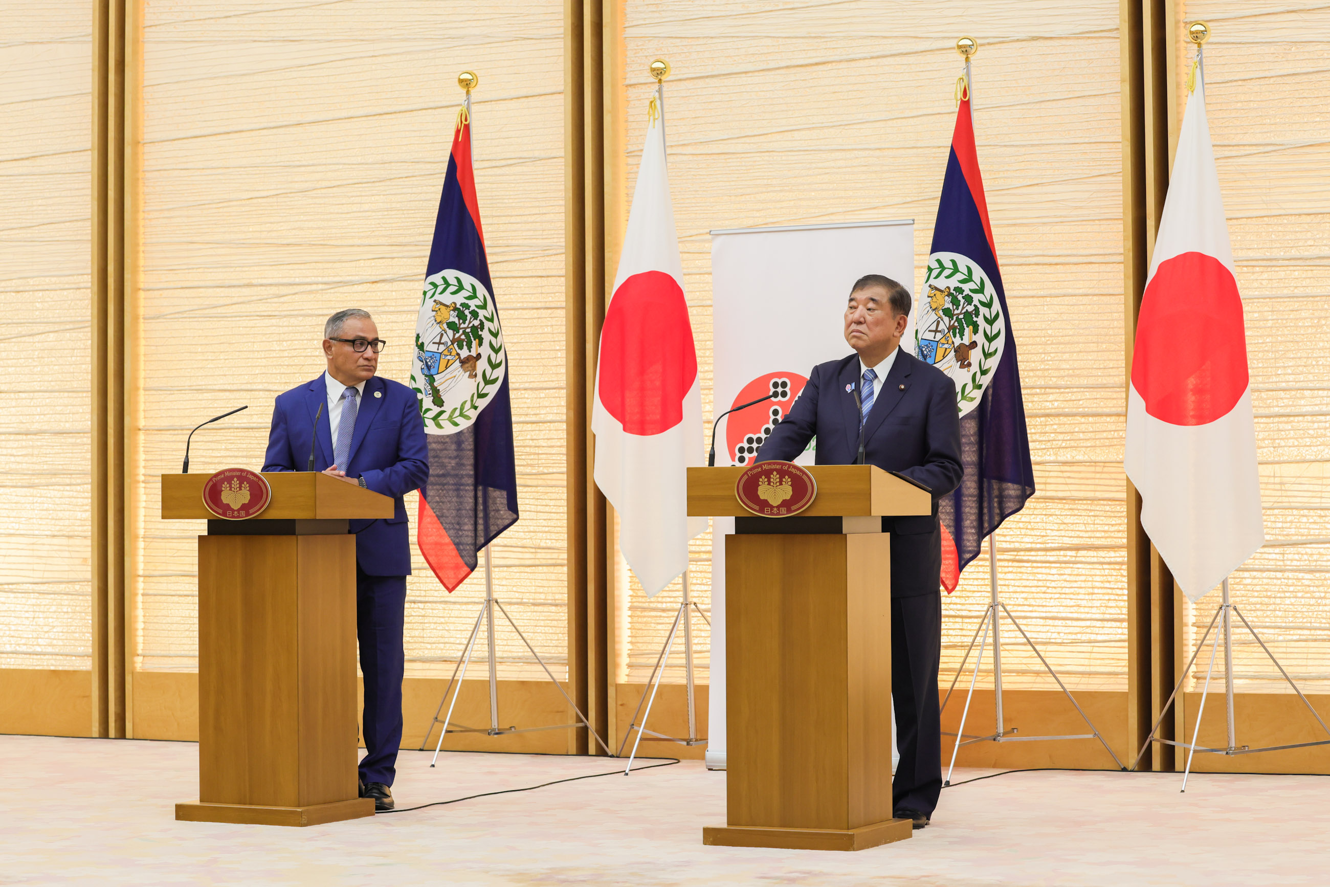 共同記者発表４