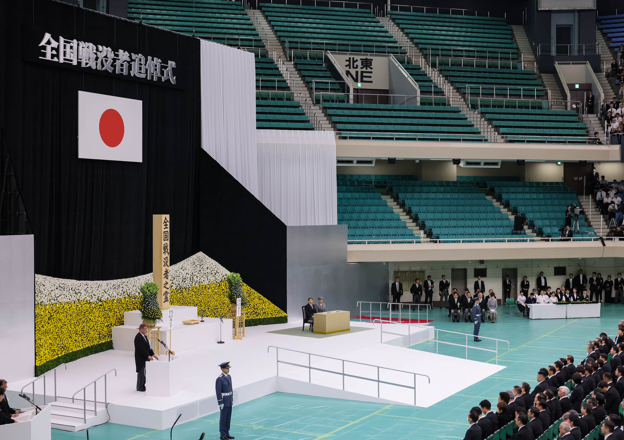 式辞を述べる石破総理２