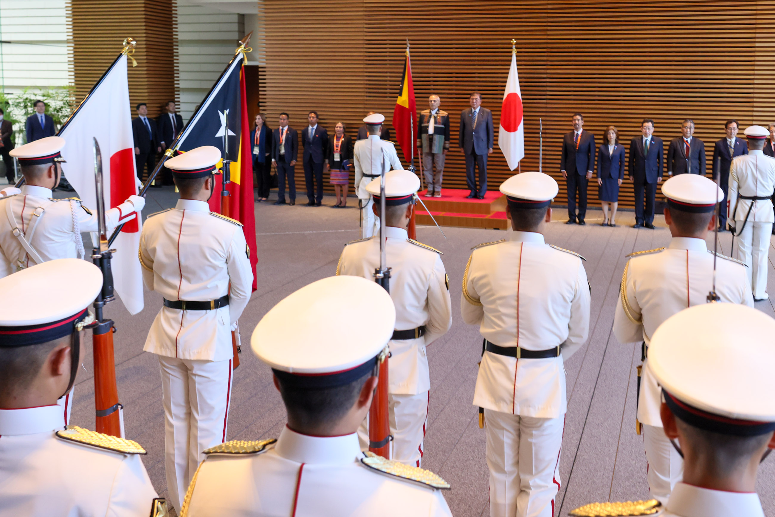 儀じょう隊による栄誉礼及び儀じょう２