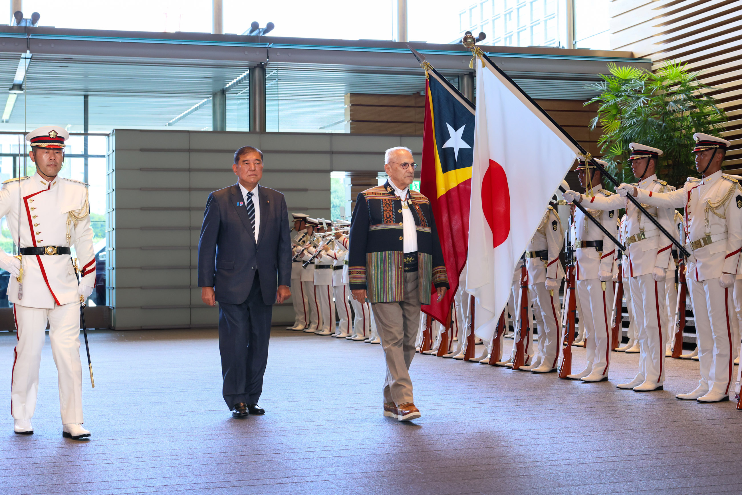 仪仗队的荣誉礼和迎宾仪式3