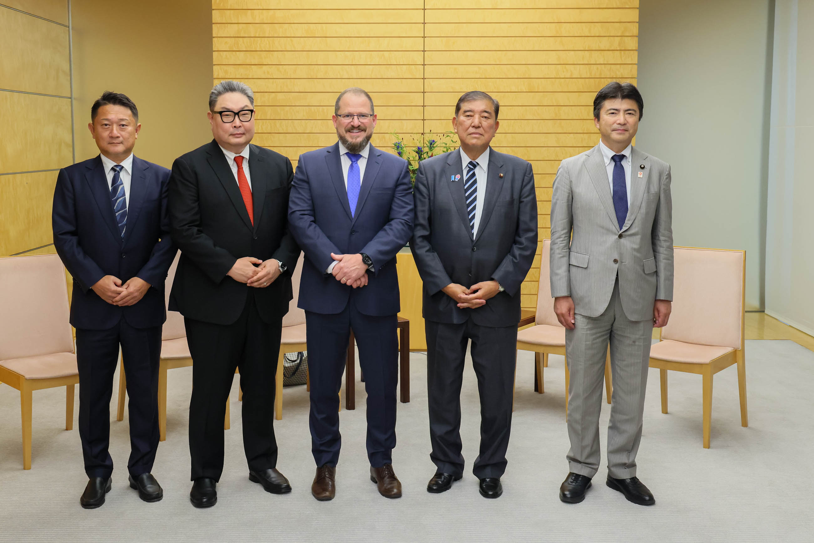 表敬を受ける石破総理２