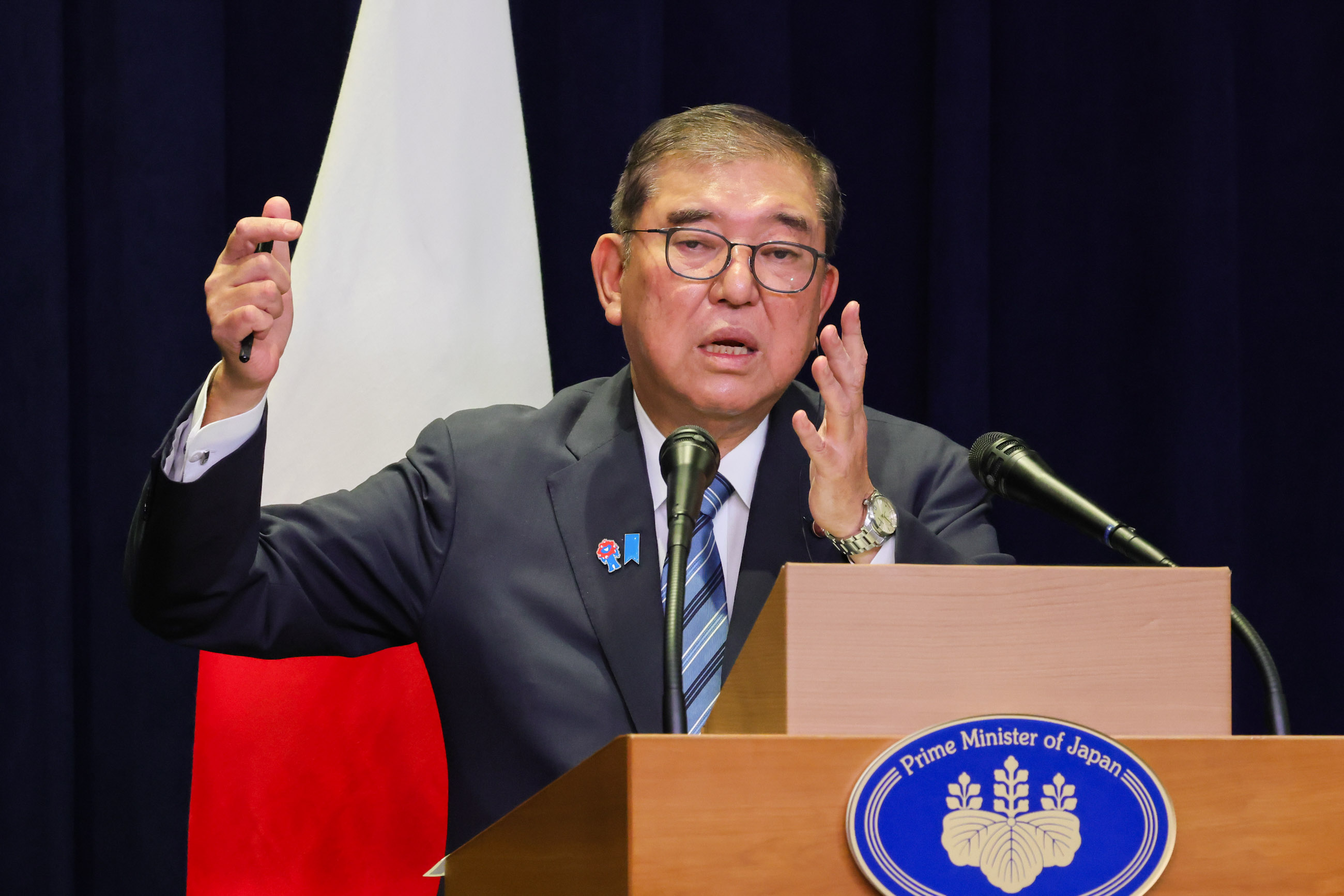 内外記者会見８