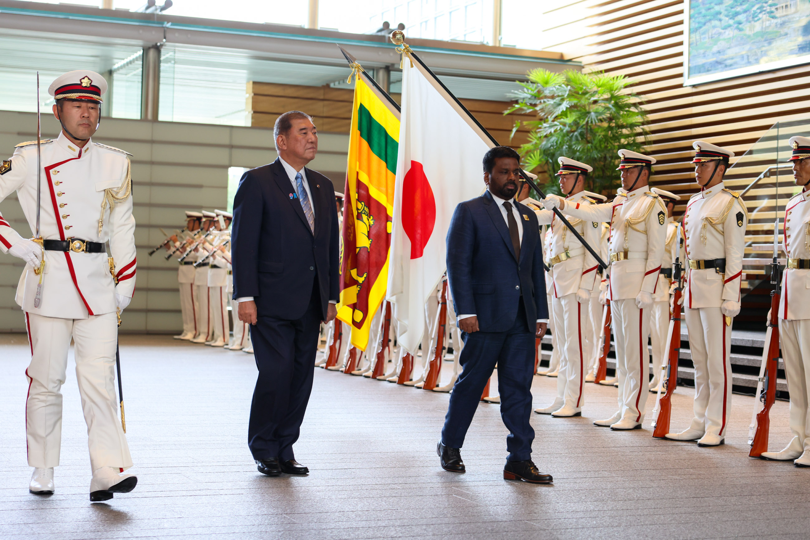 儀じょう隊による栄誉礼及び儀じょう３