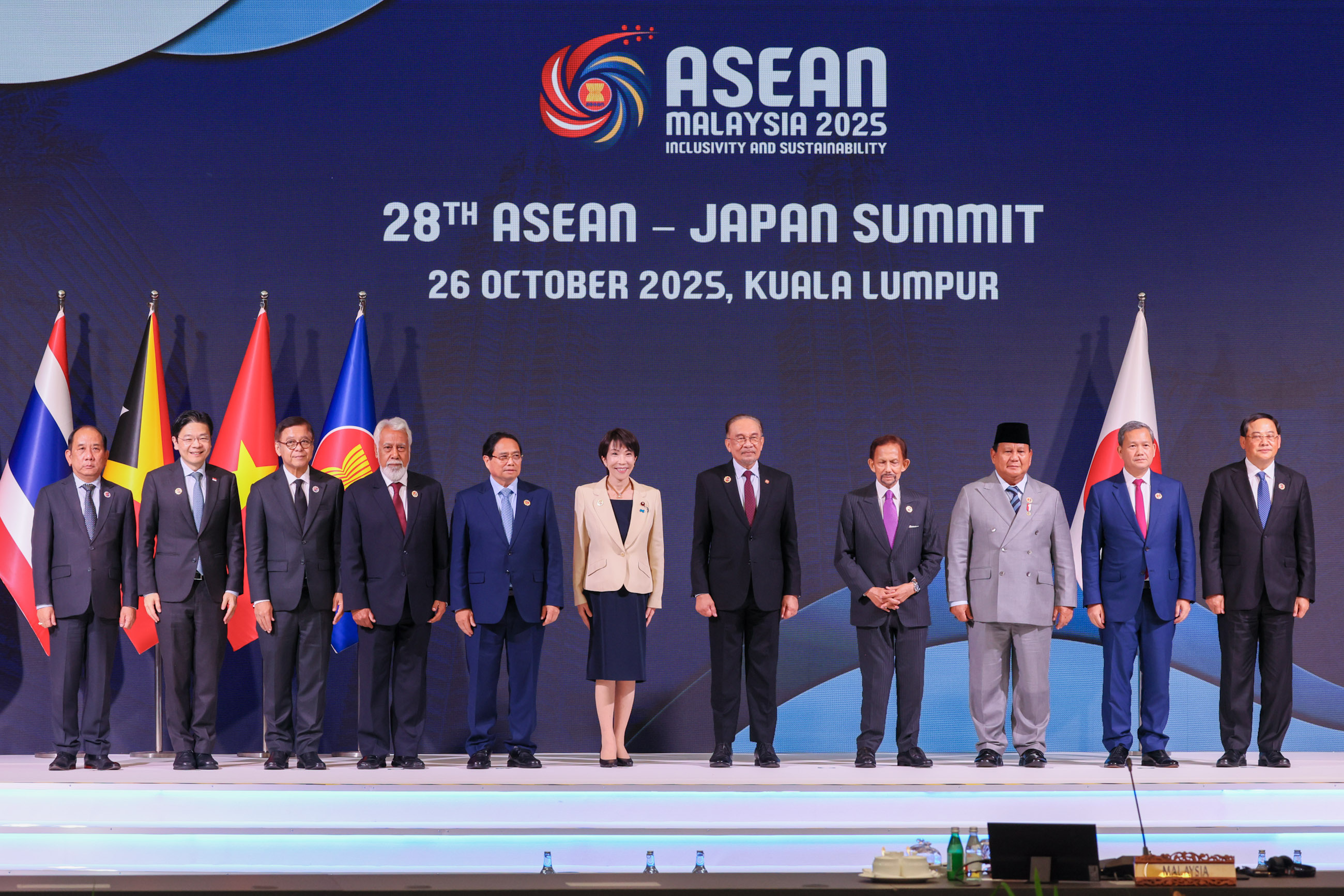 ＡＳＥＡＮ首脳との写真撮影３