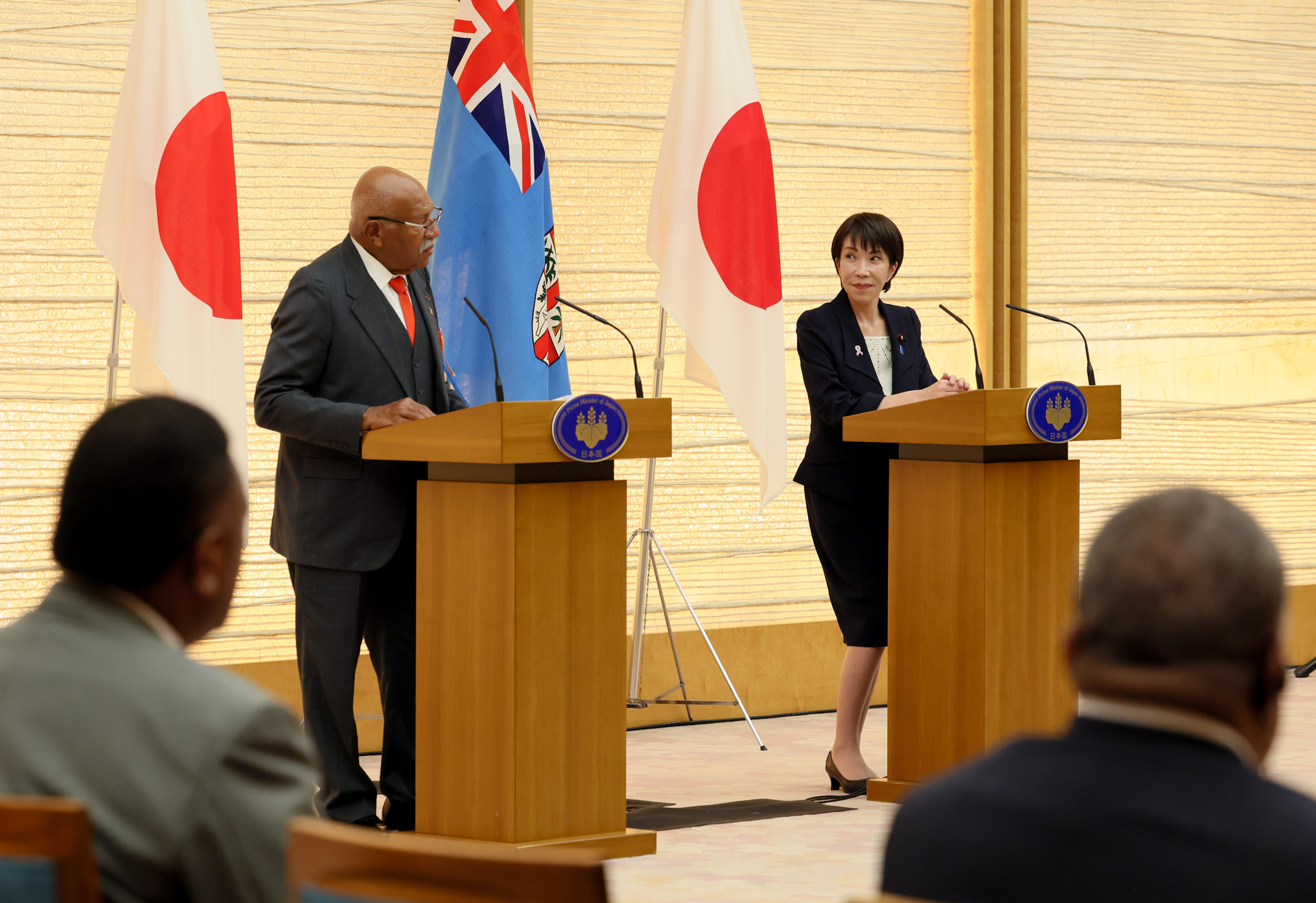 共同記者発表５