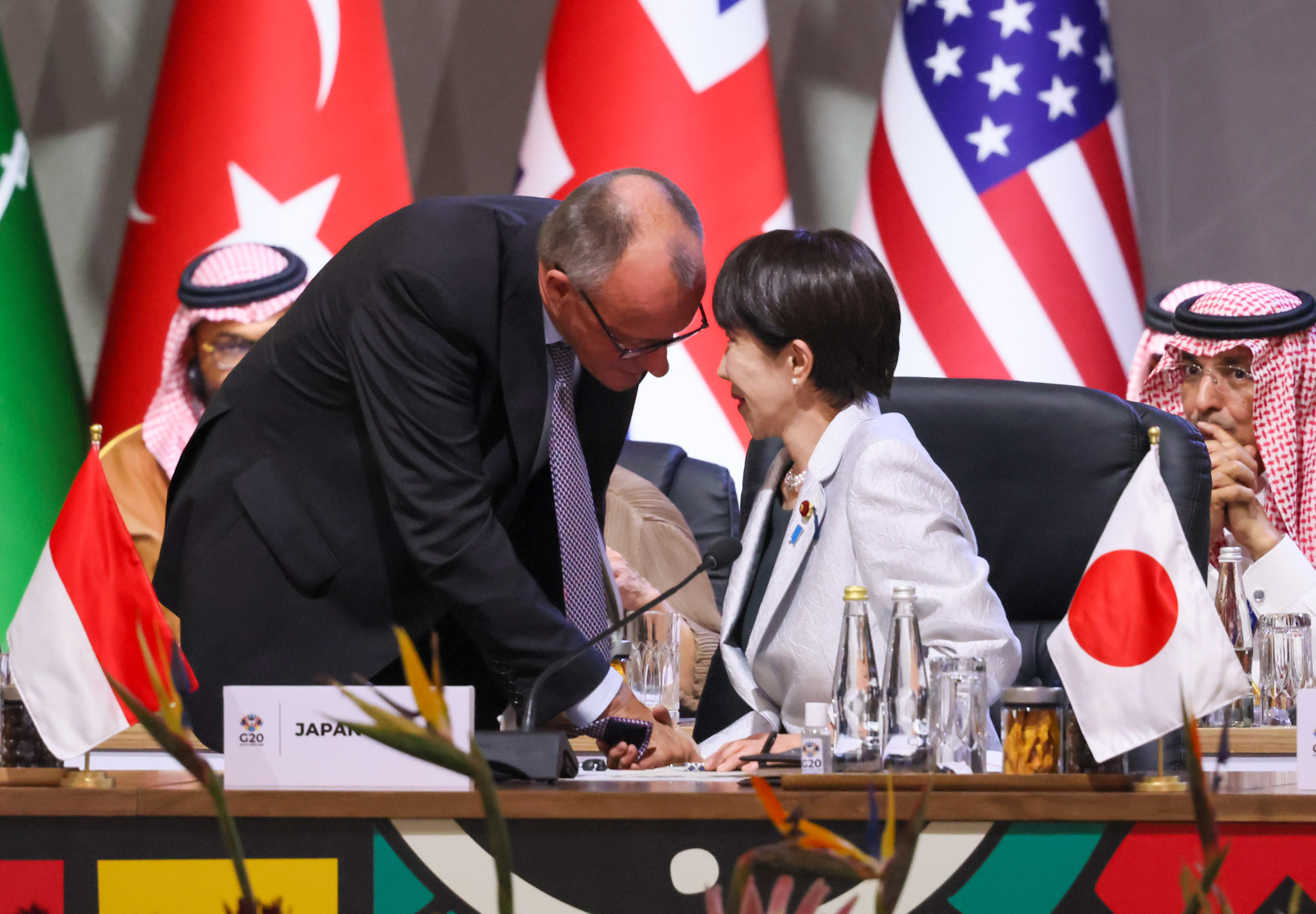 Ｇ２０サミット（セッション１）に出席する高市総理５