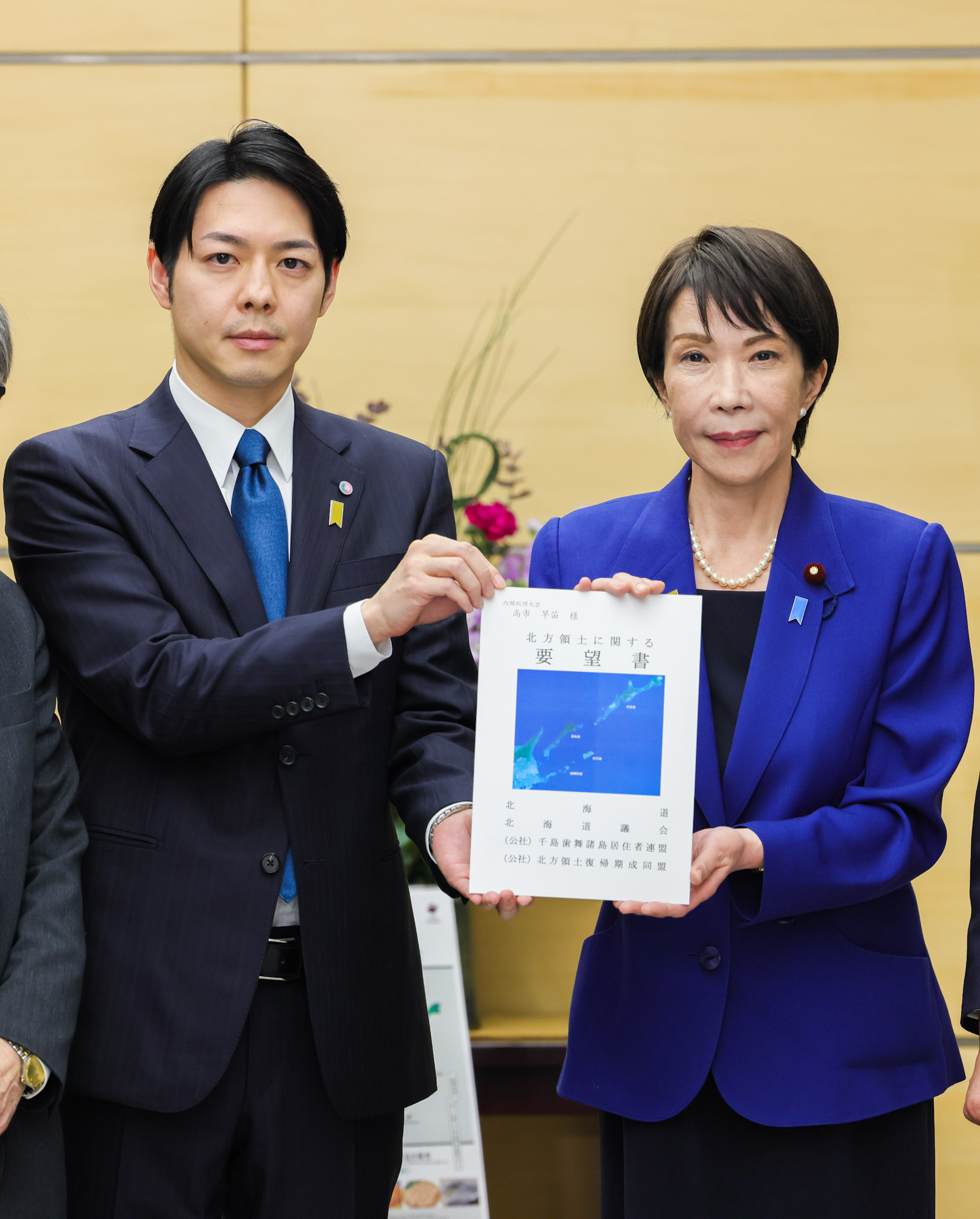 要請を受ける高市総理３