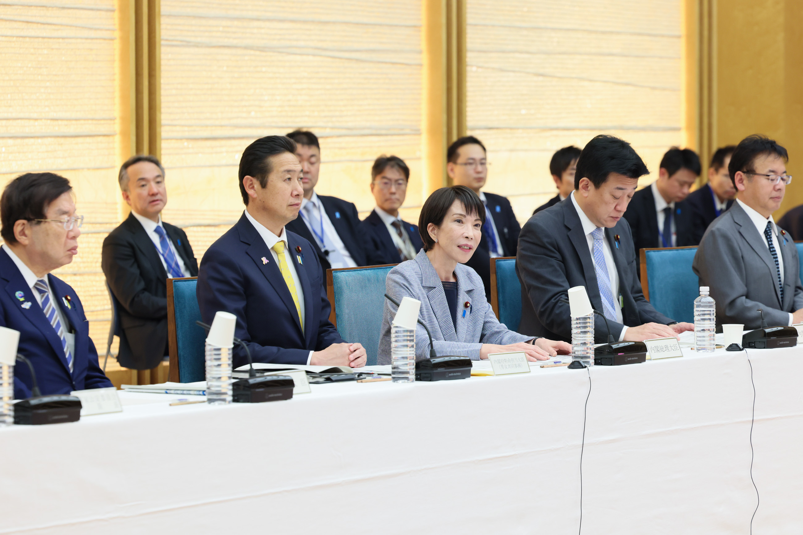 会議のまとめを行う高市総理１