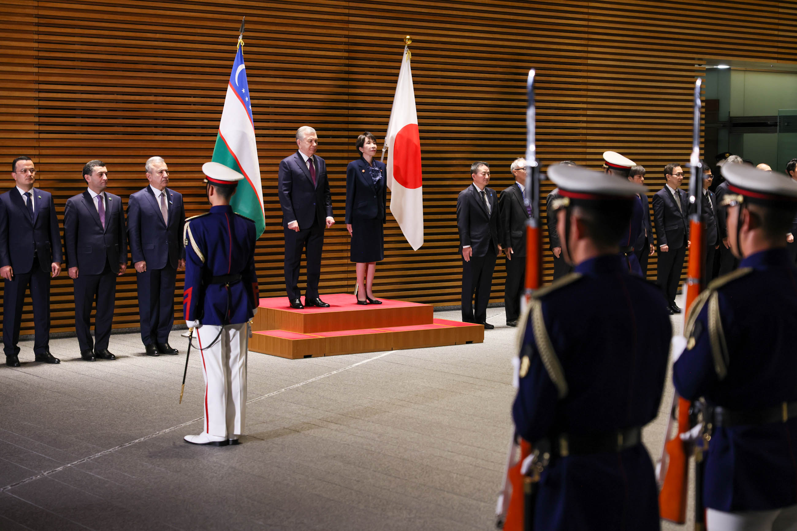 儀じょう隊による栄誉礼及び儀じょう２