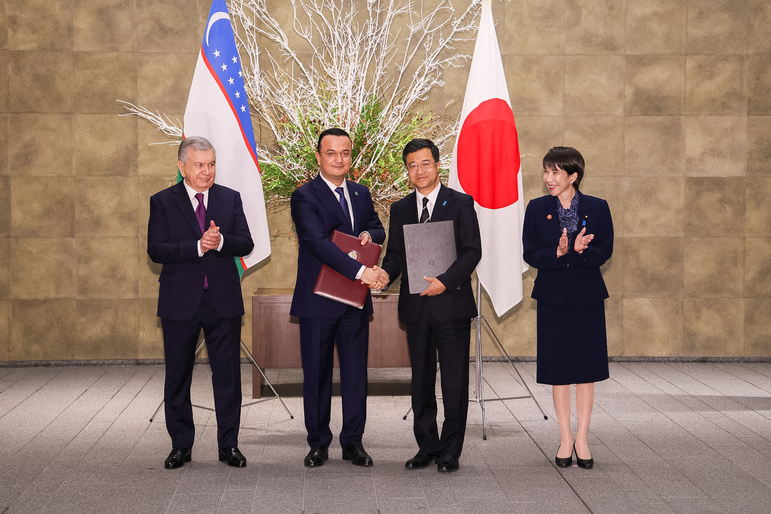 文書署名・披露式１２