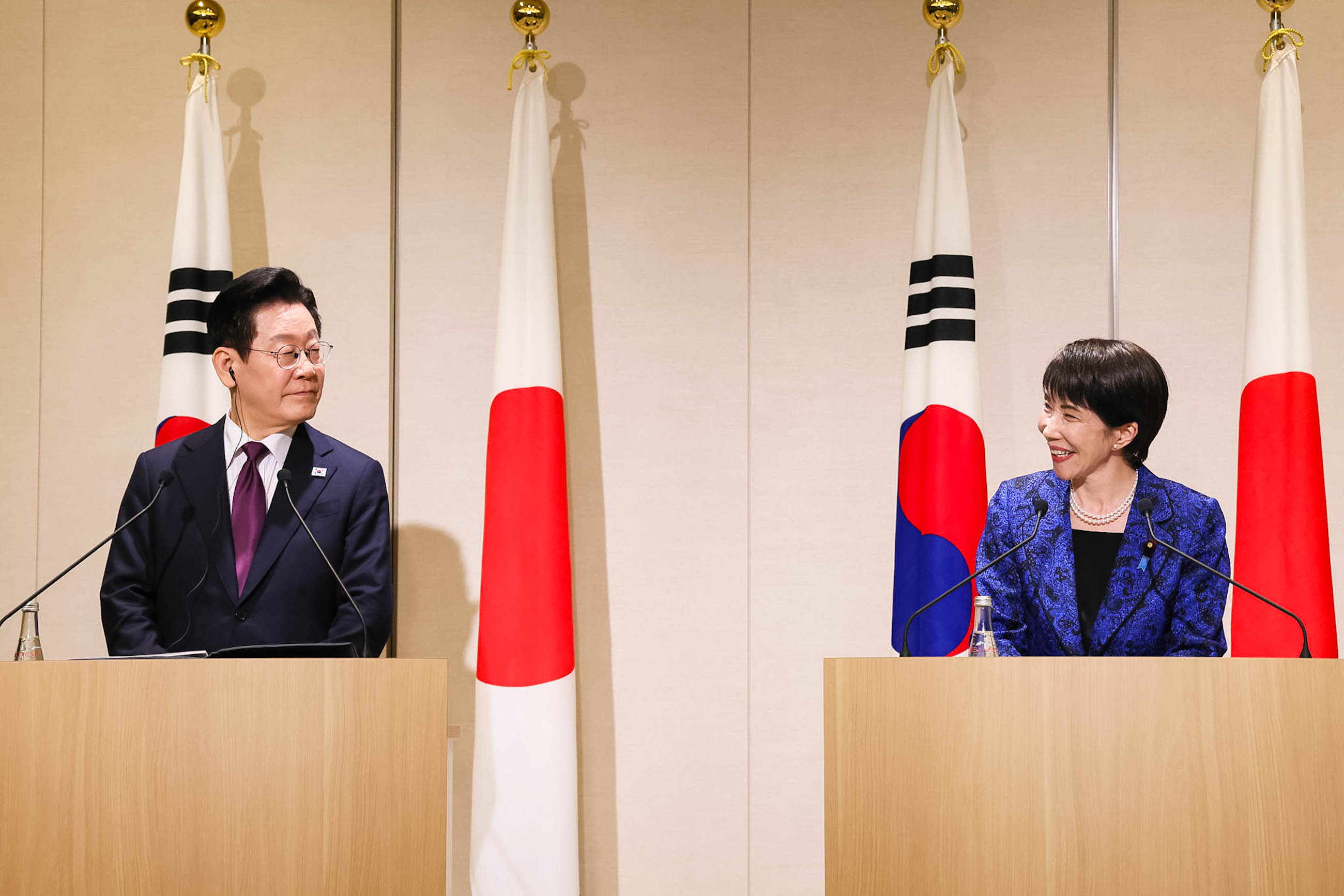 共同記者発表７