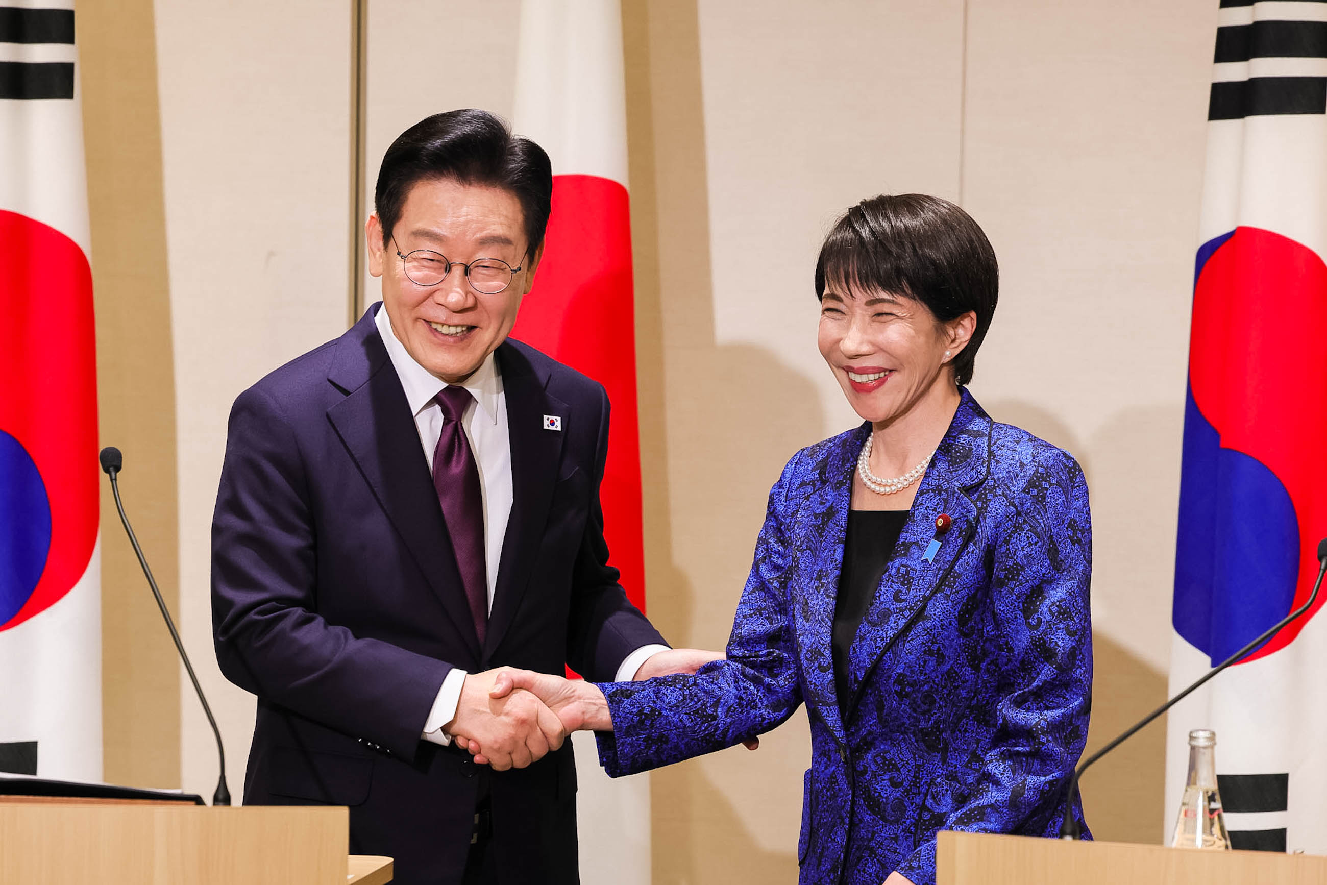 共同記者発表１