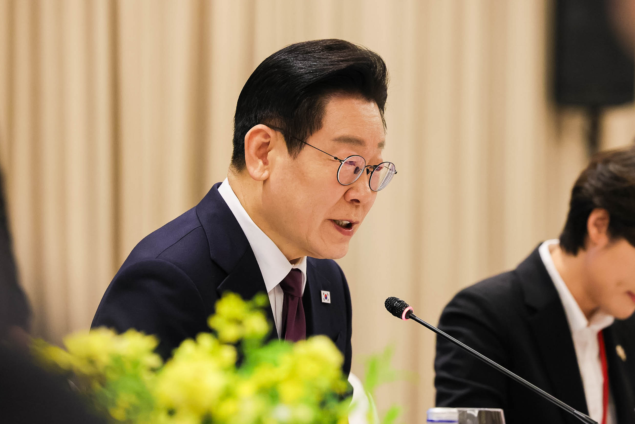 日韓首脳会談（拡大会合）１６