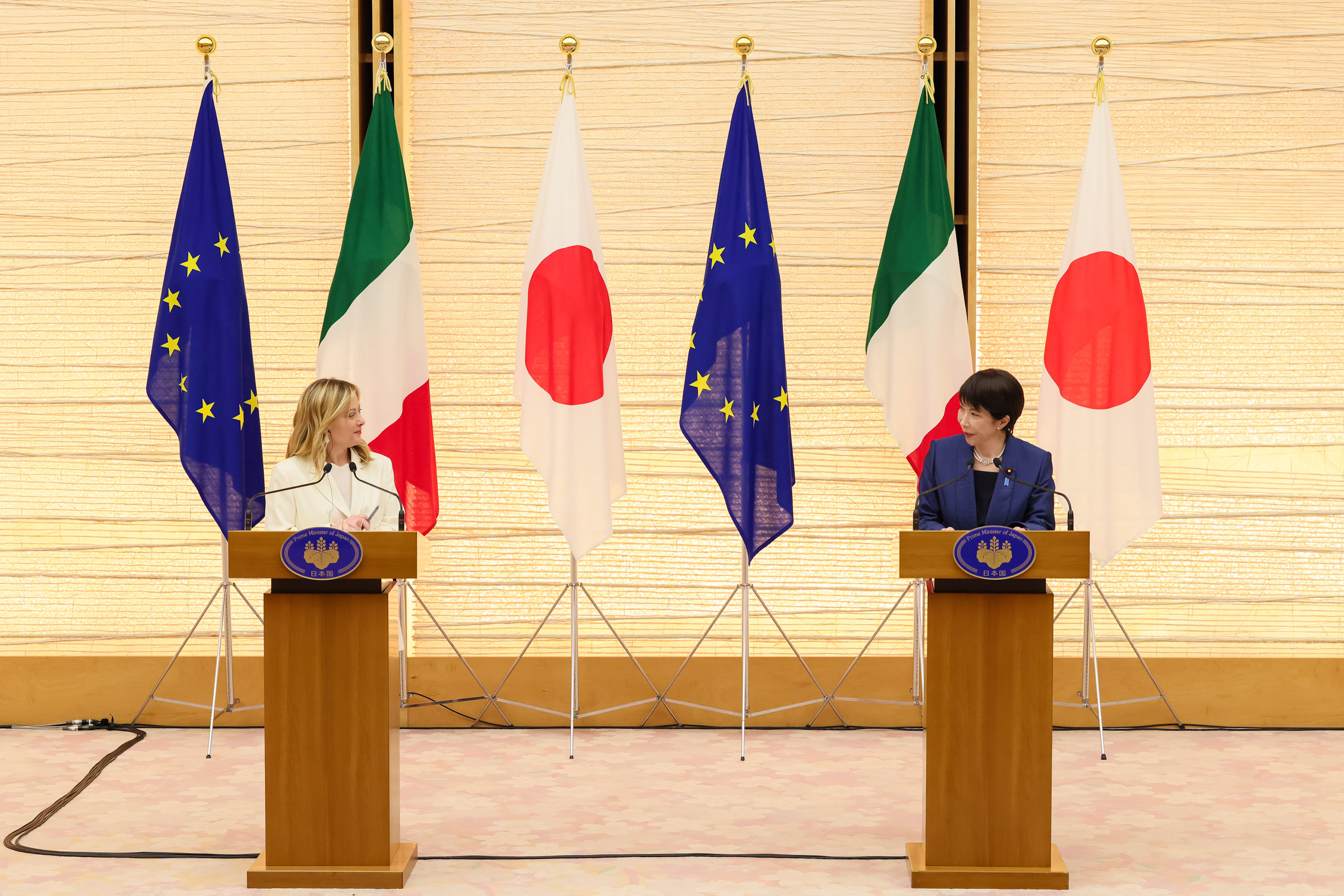 共同記者発表２