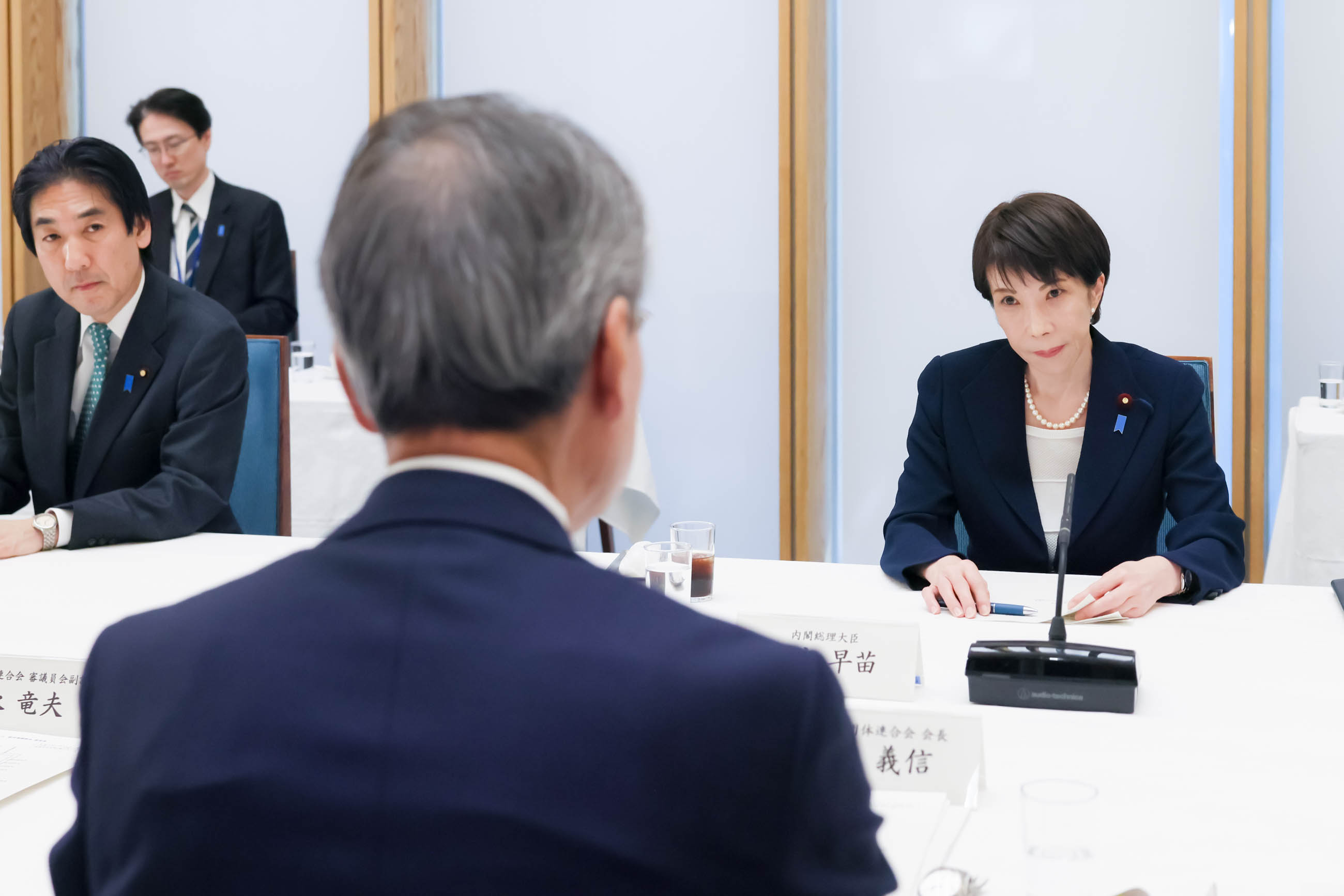 懇談会の様子２