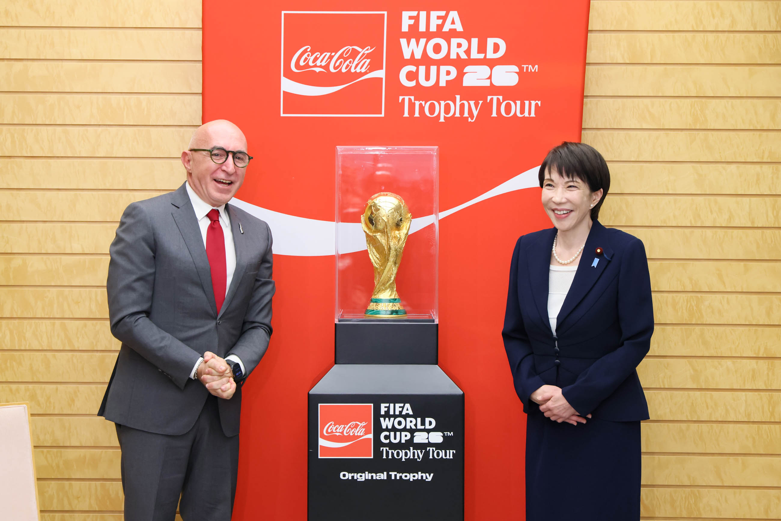 表敬を受ける高市総理４