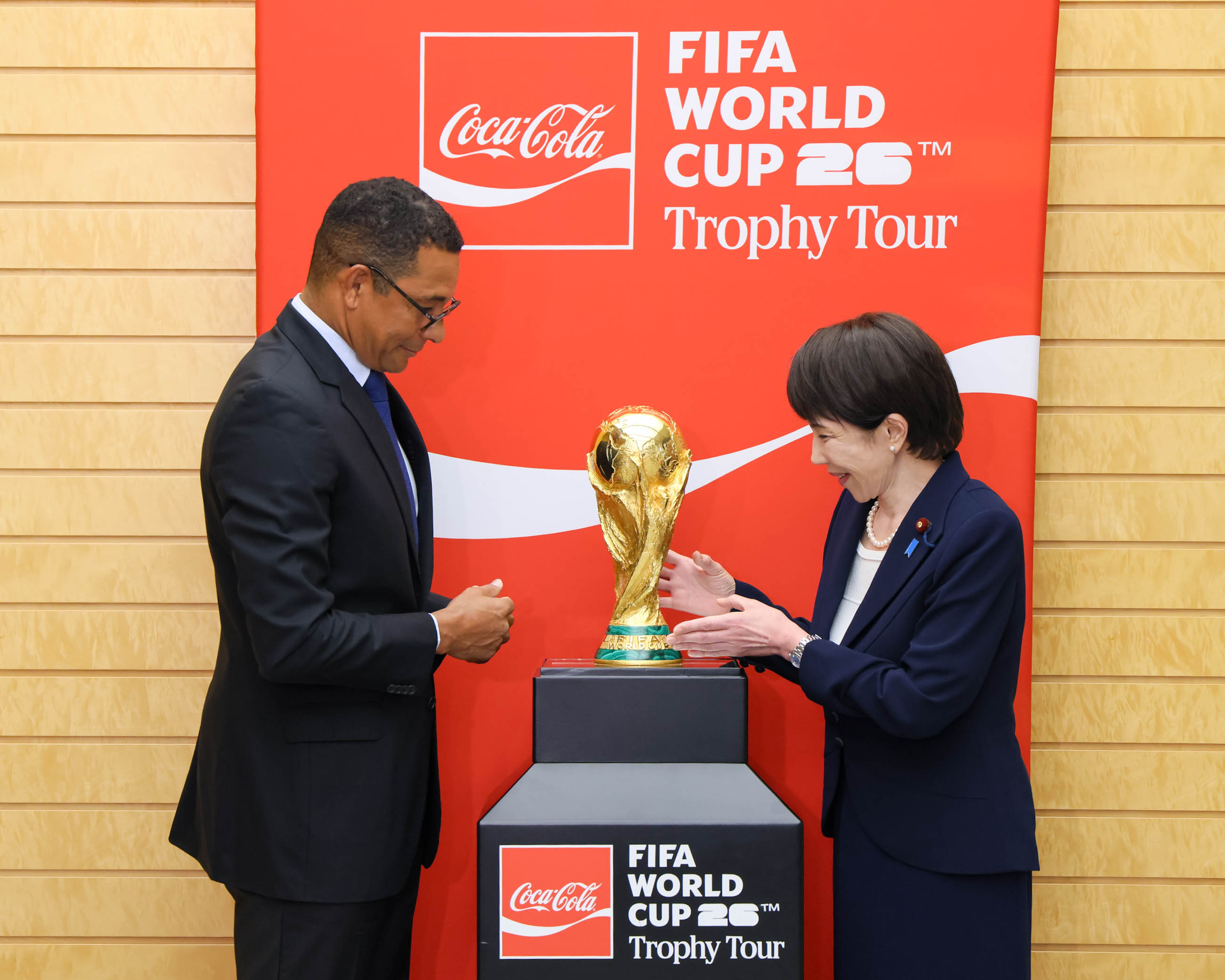 表敬を受ける高市総理５