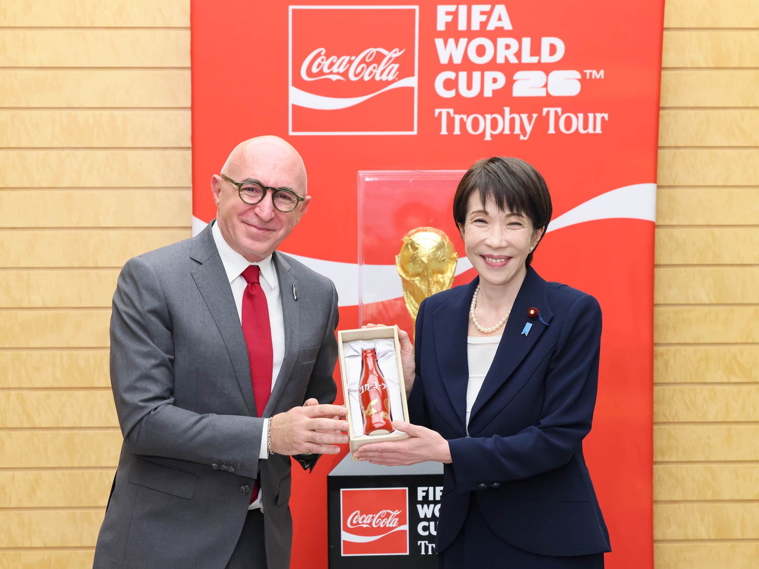 表敬を受ける高市総理９