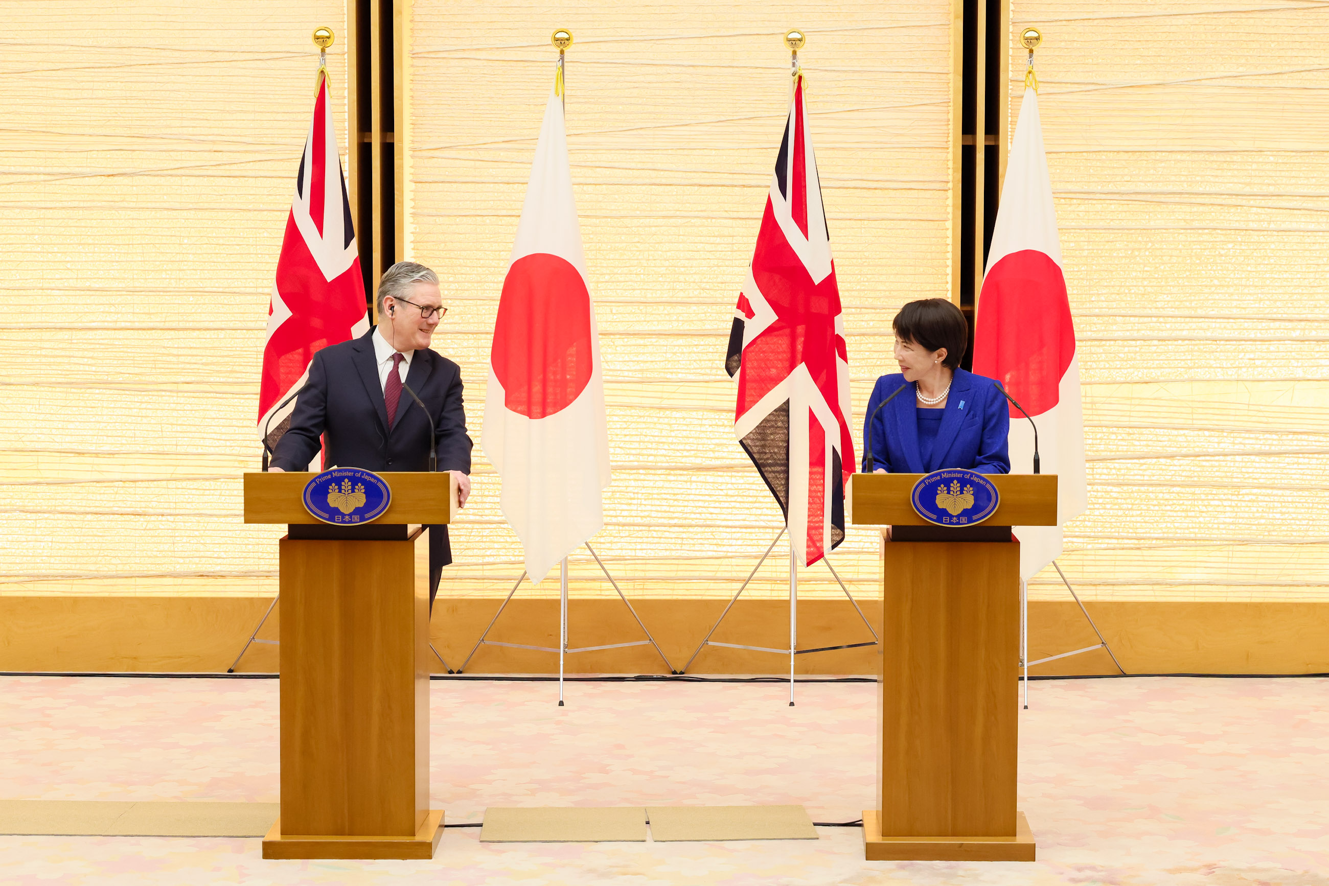 共同記者発表１