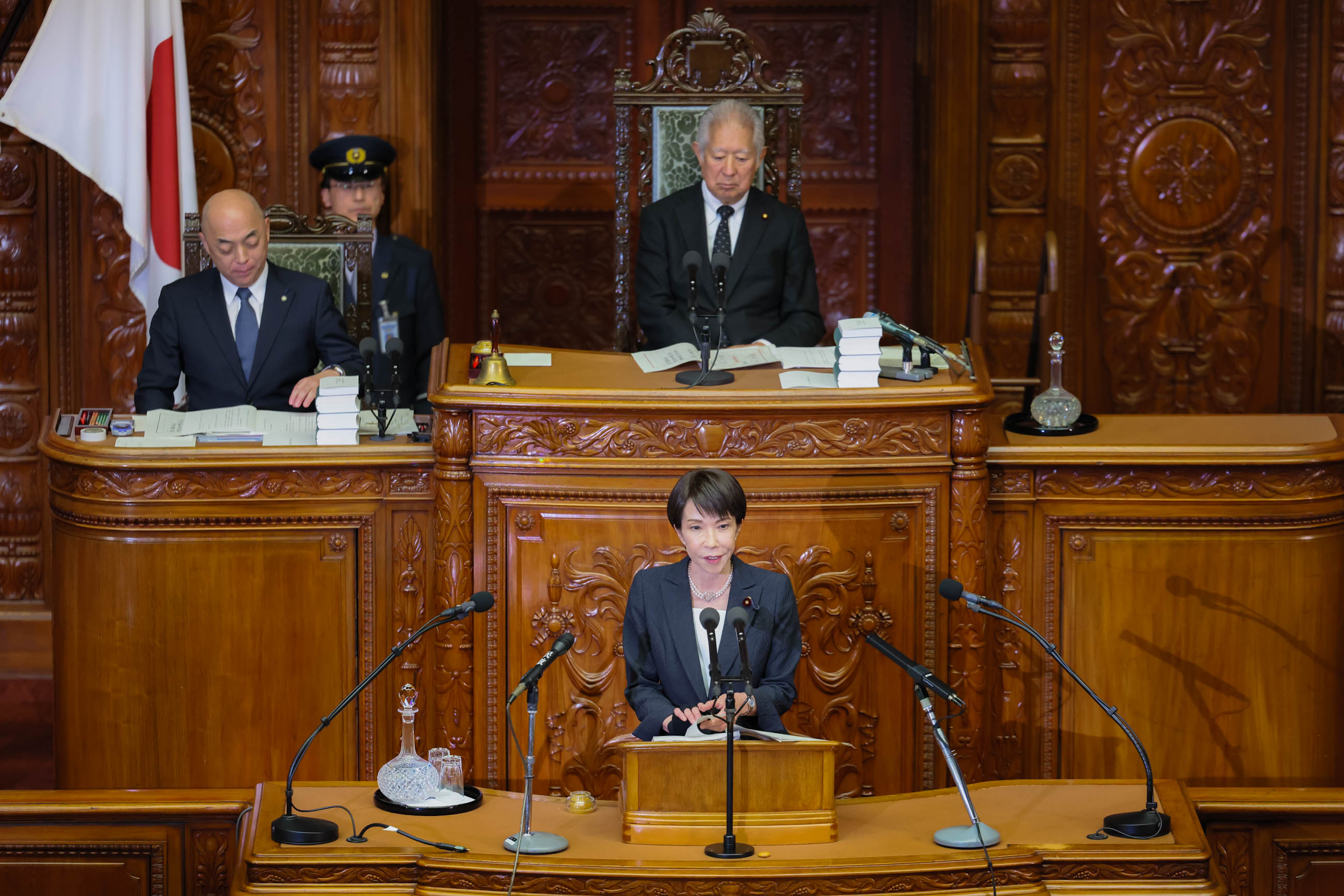 衆議院本会議で施政方針演説を行う高市総理９