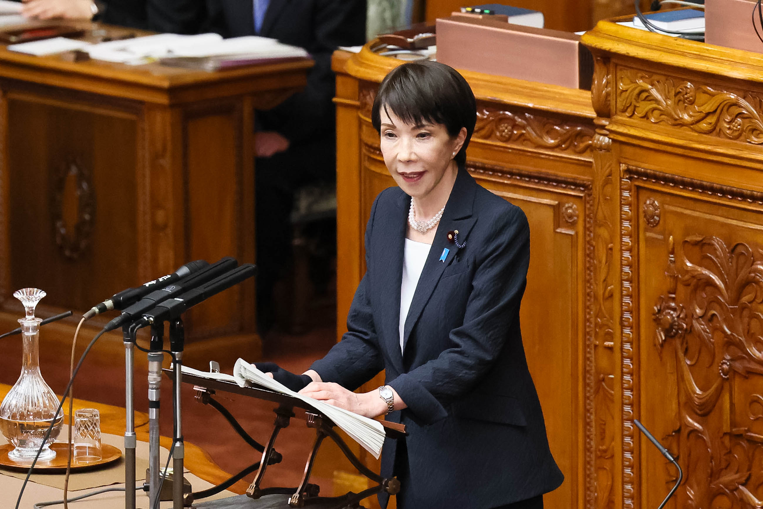 参議院本会議で施政方針演説を行う高市総理８