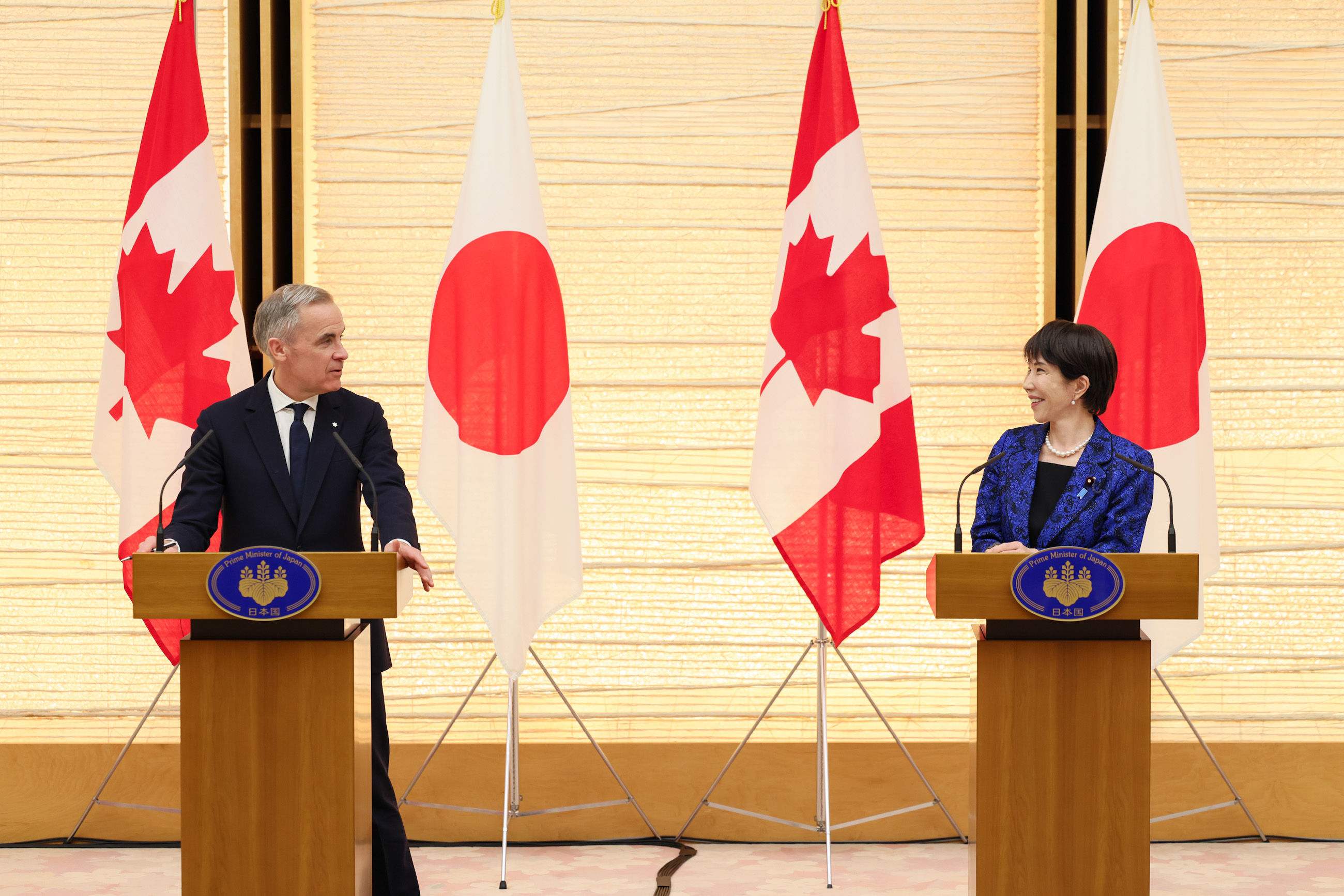 共同記者発表１