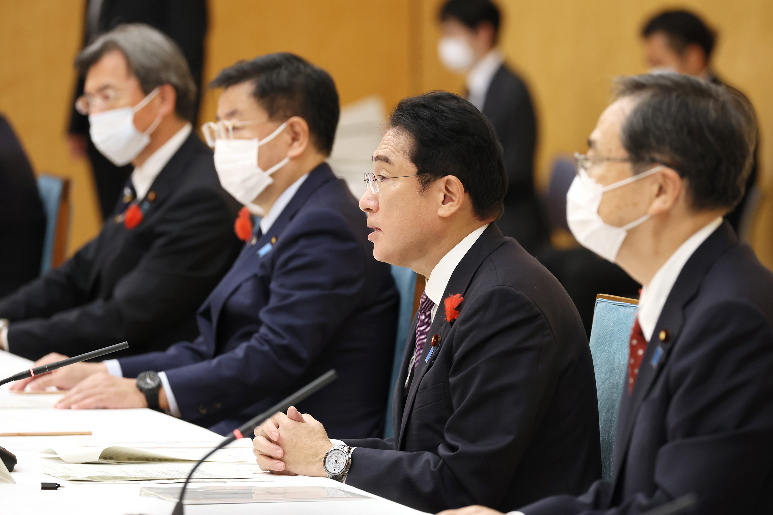 会議のまとめを行う岸田総理１