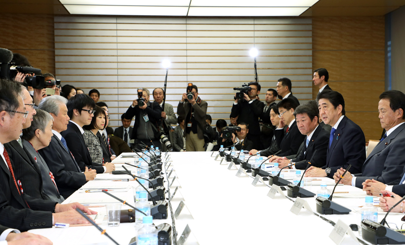 平成29年12月19日 人生１００年時代構想会議 平成29年 総理の一日 ニュース 首相官邸ホームページ