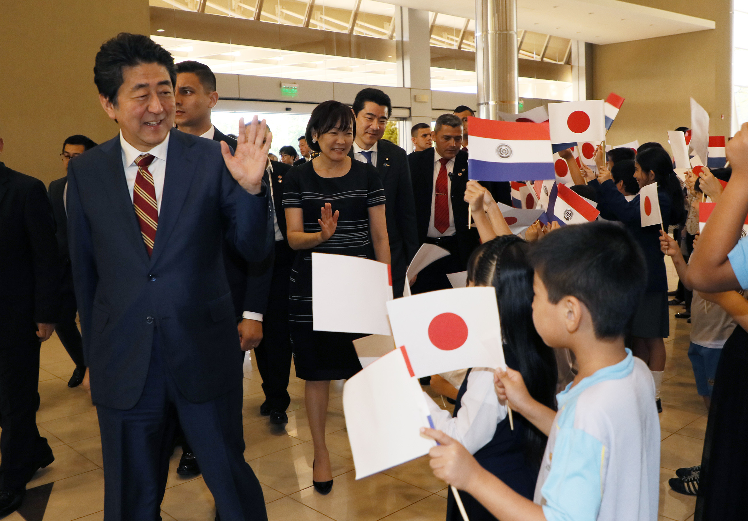 平成30年12月2日 パラグアイ訪問 平成30年 総理の一日 ニュース 首相官邸ホームページ