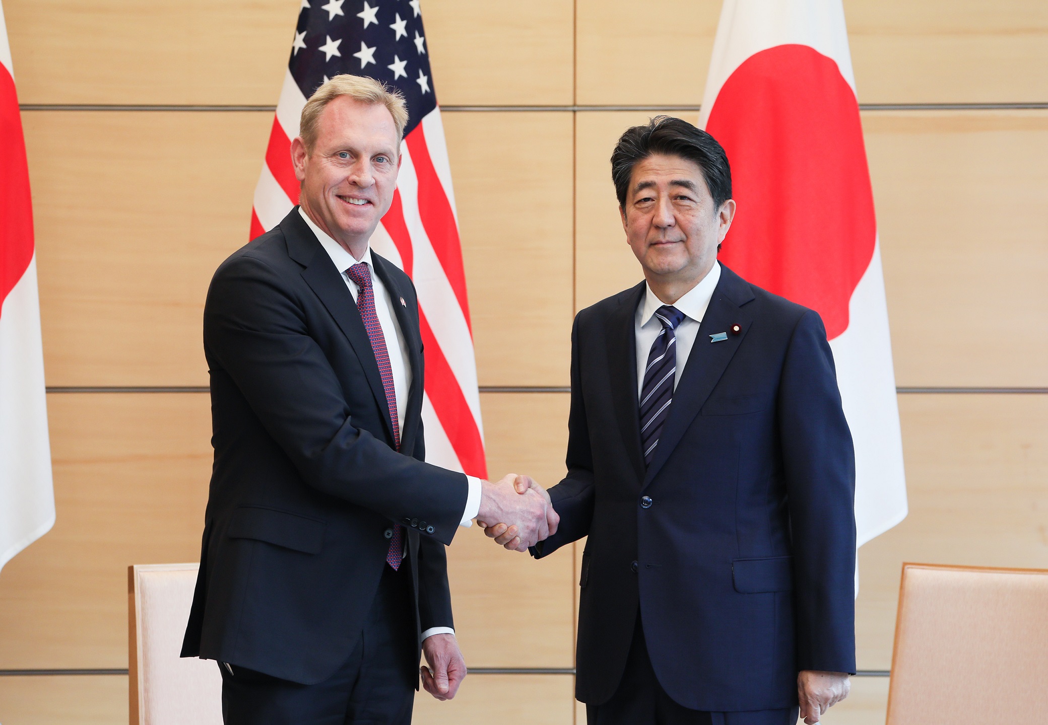 令和元年6月4日 シャナハン米国防長官代行による表敬 令和元年 総理の一日 ニュース 首相官邸ホームページ