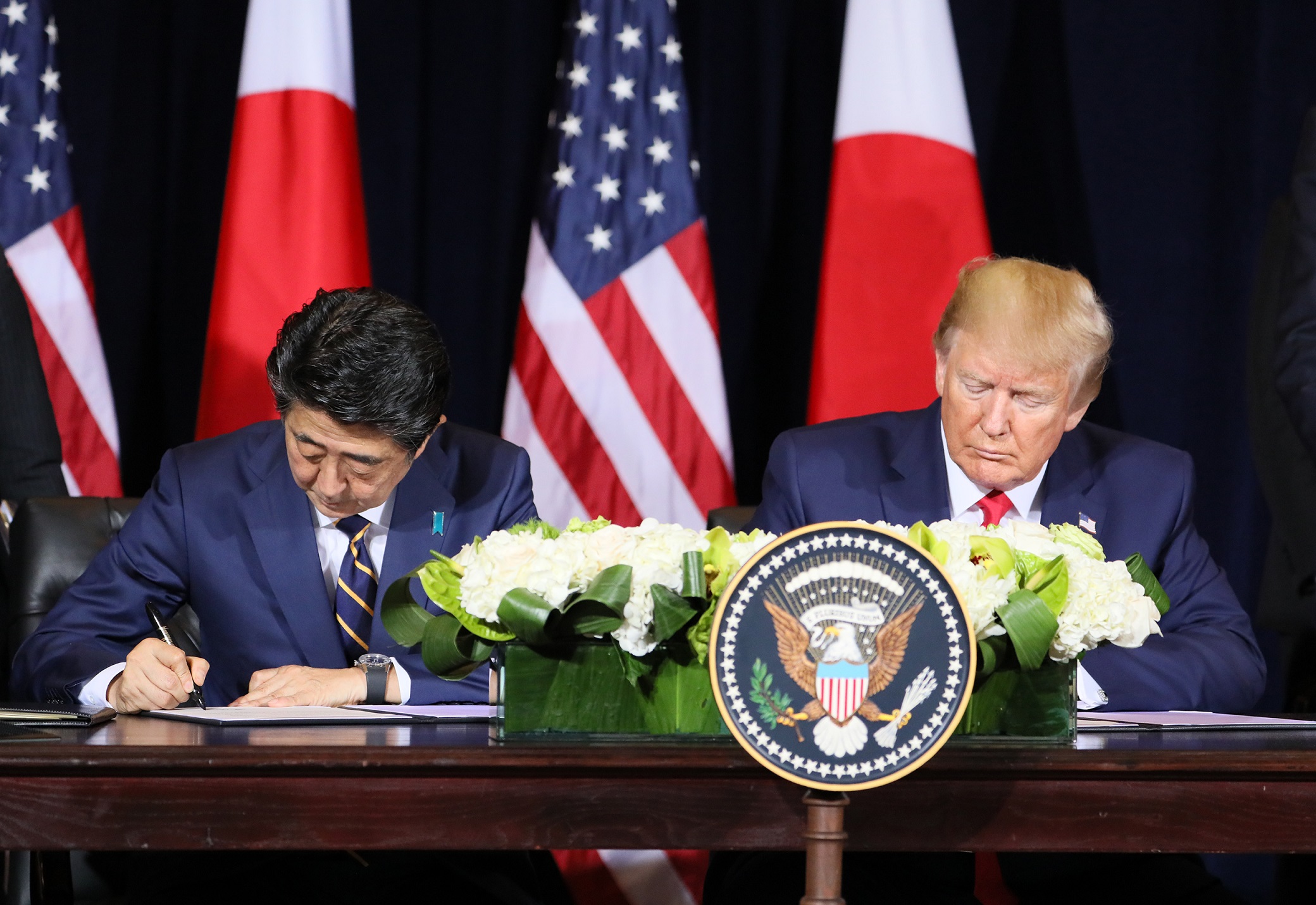 日米共同声明署名式７