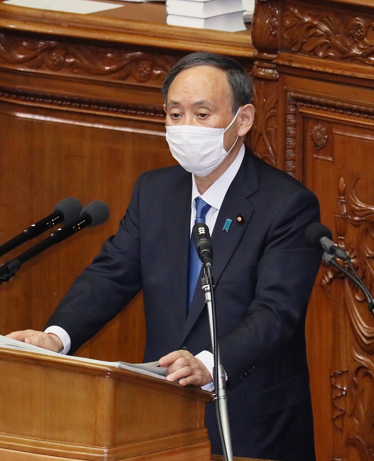 衆議院本会議で施政方針演説を行う菅総理１３