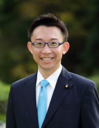 顔写真：中西祐介