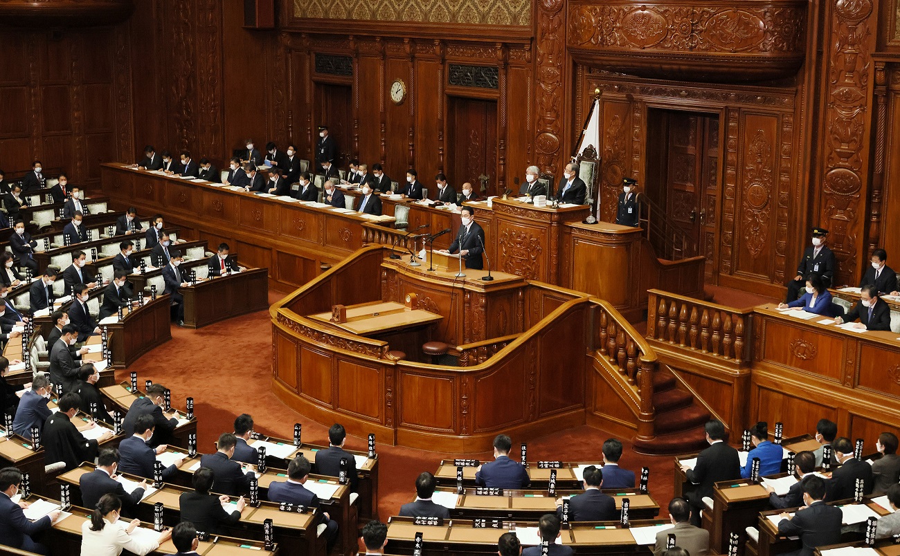 衆議院本会議で施政方針演説を行う岸田総理１４