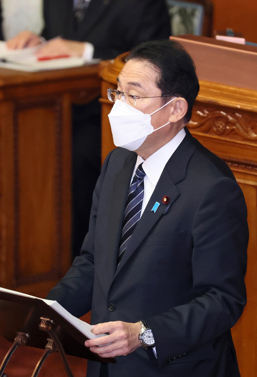 参議院本会議で施政方針演説を行う岸田総理１