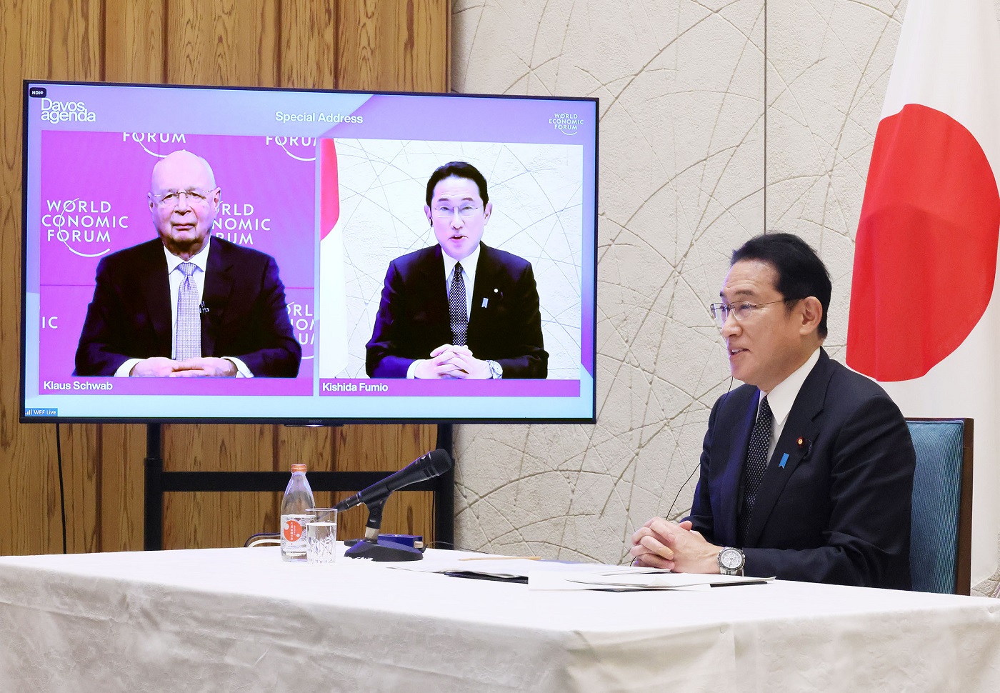 ダボス・アジェンダ２０２２にオンラインで出席する岸田総理１