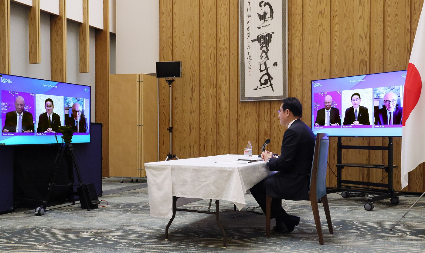 ダボス・アジェンダ２０２２にオンラインで出席する岸田総理３