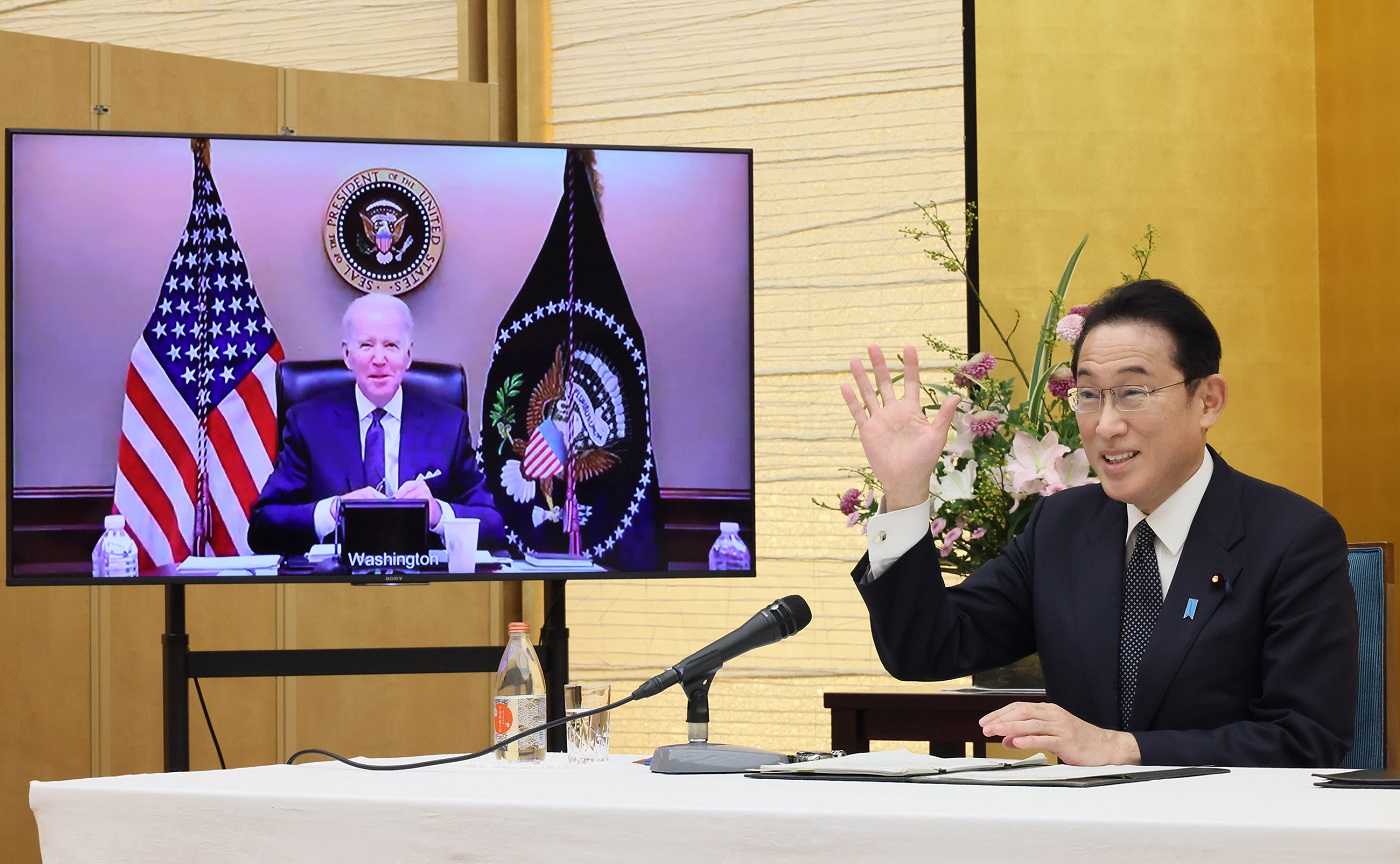 バイデン米大統領とテレビ会談を行う岸田総理２