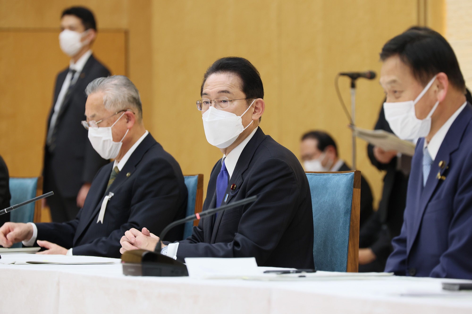 表敬を受ける岸田総理２