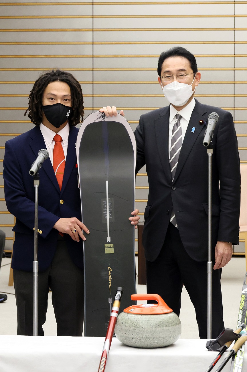 表敬を受ける岸田総理５