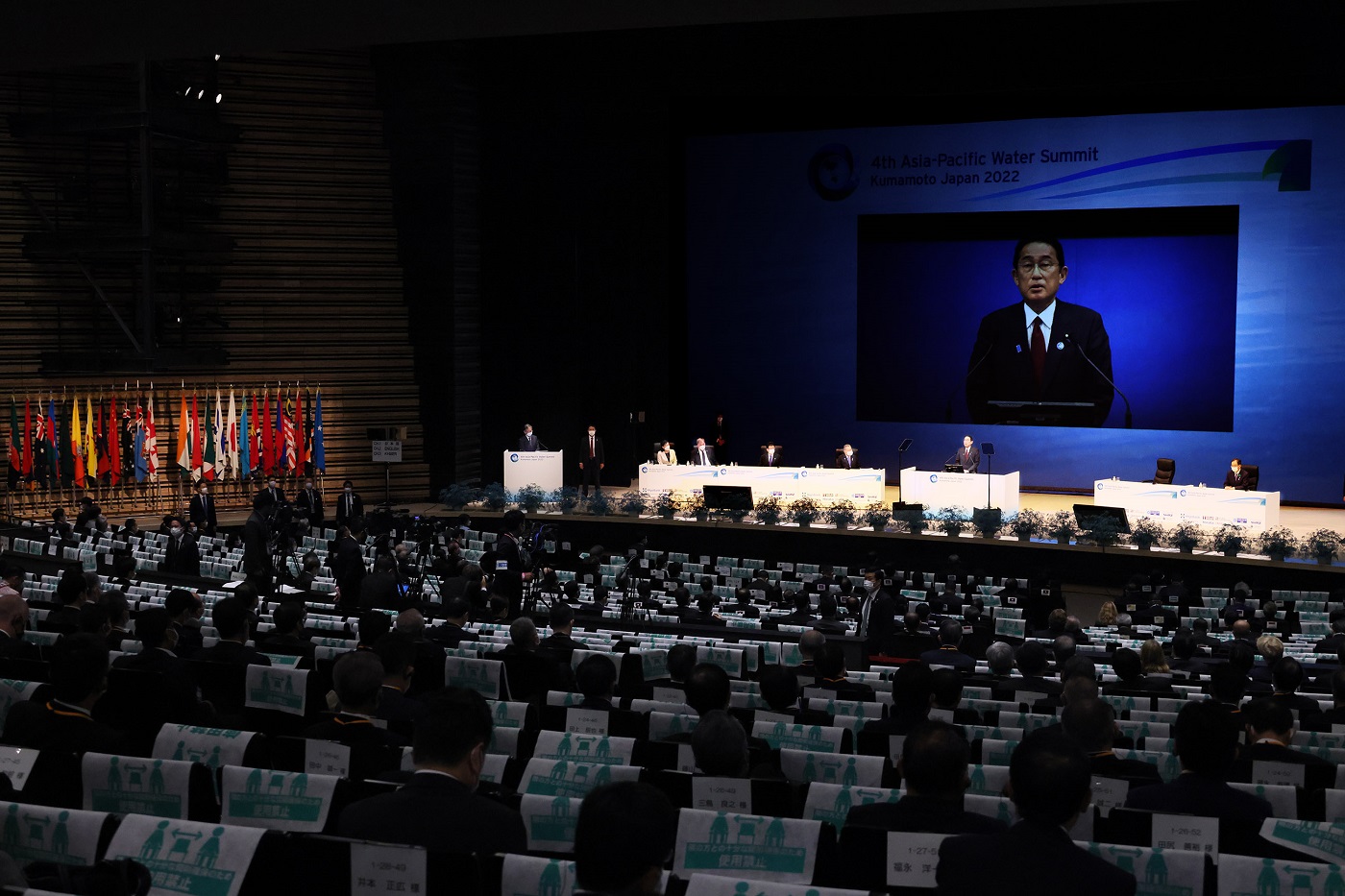 開会式で挨拶する岸田総理２