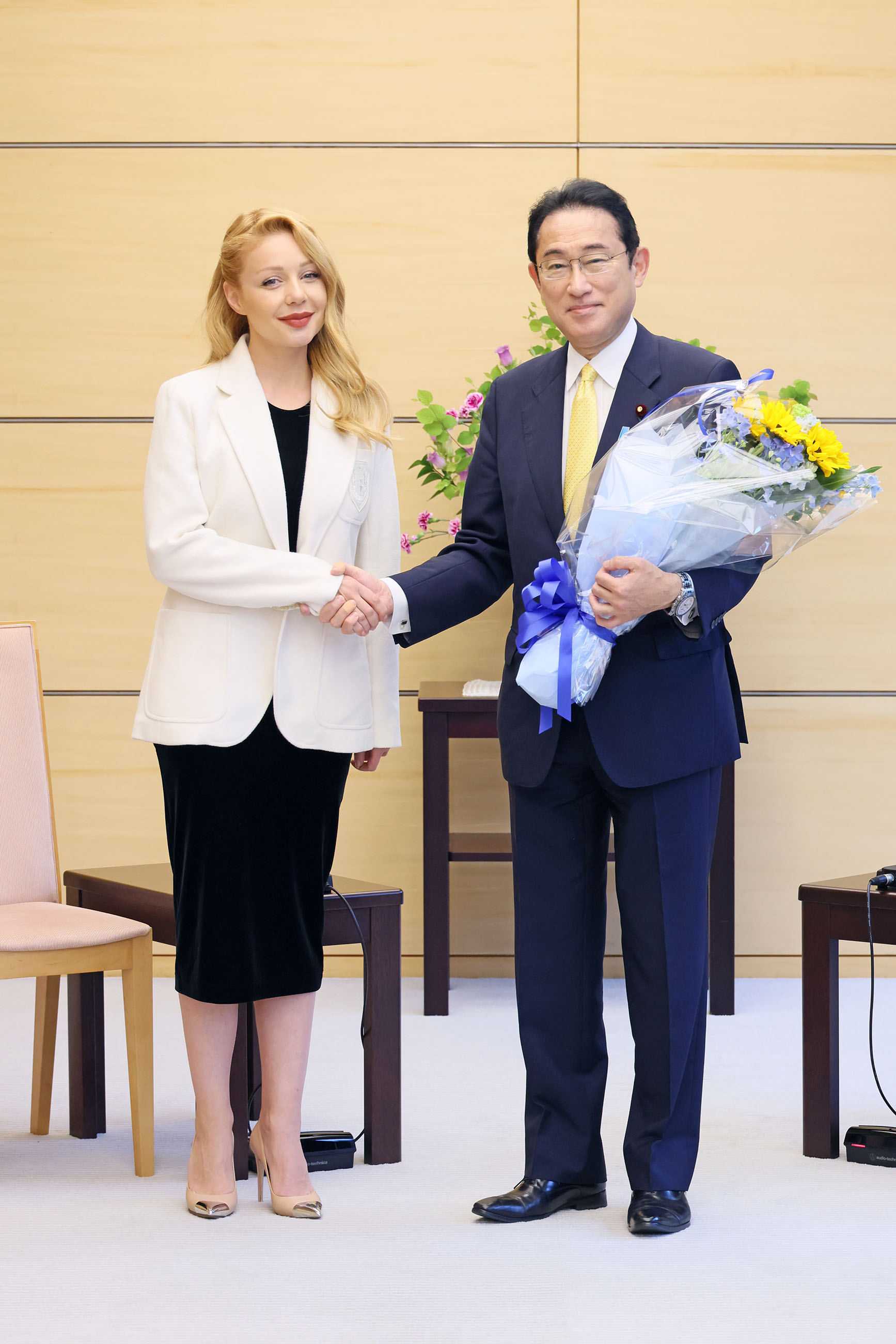 表敬を受ける岸田総理３