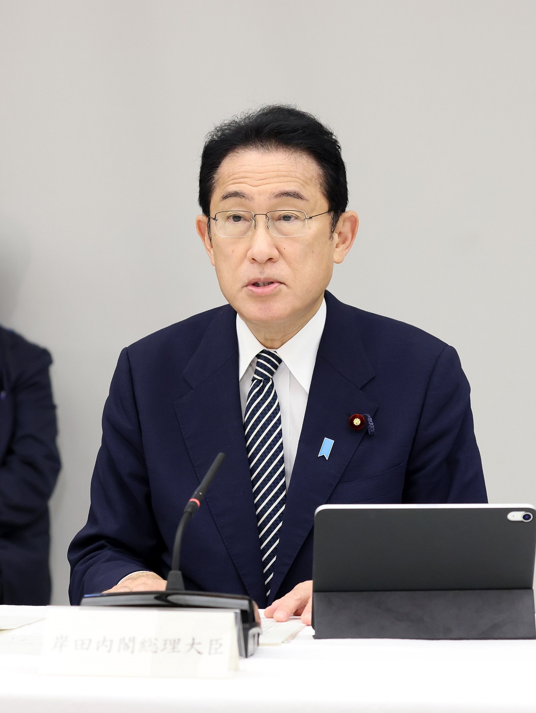 会議のまとめを行う岸田総理２