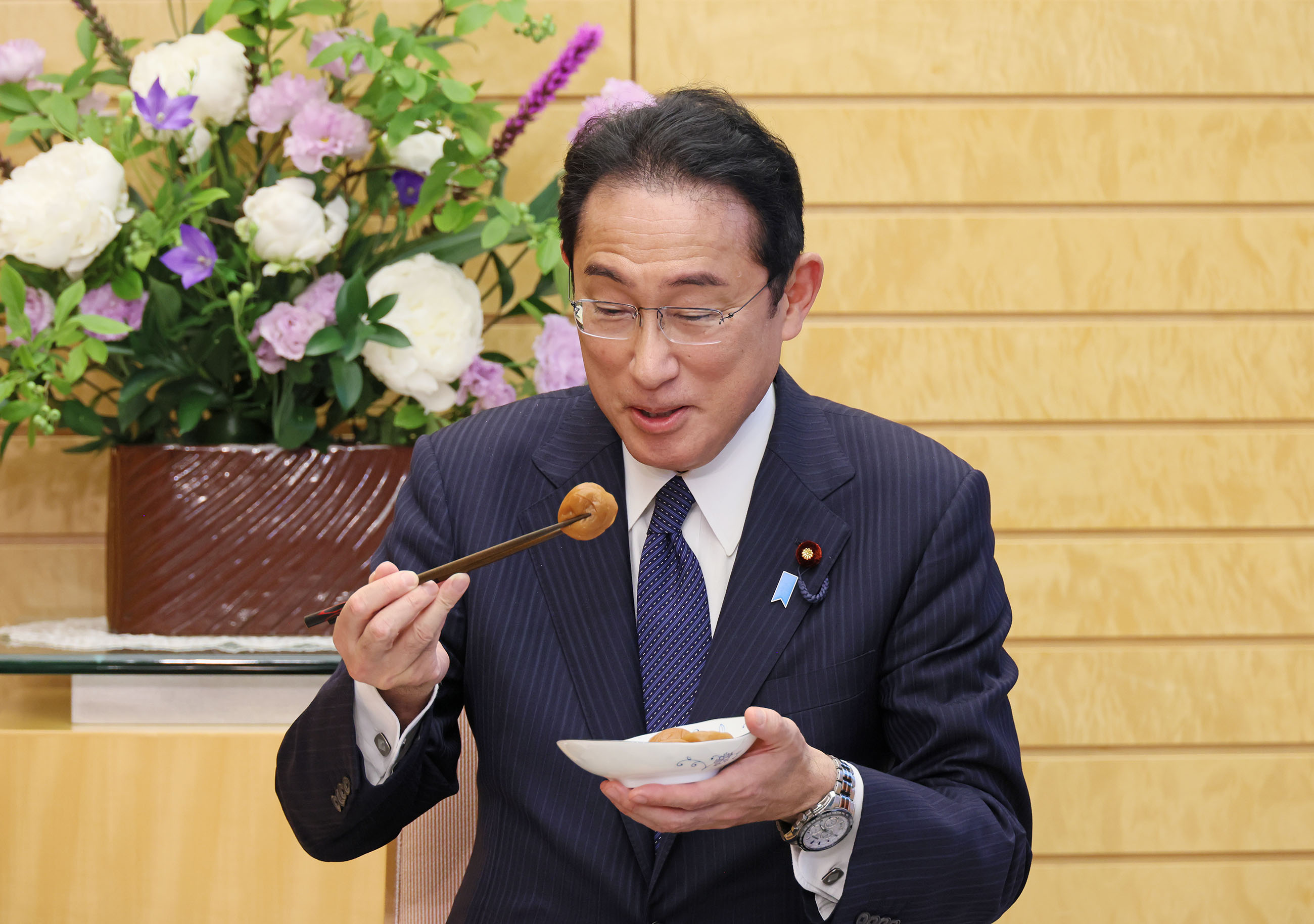 表敬を受ける岸田総理４