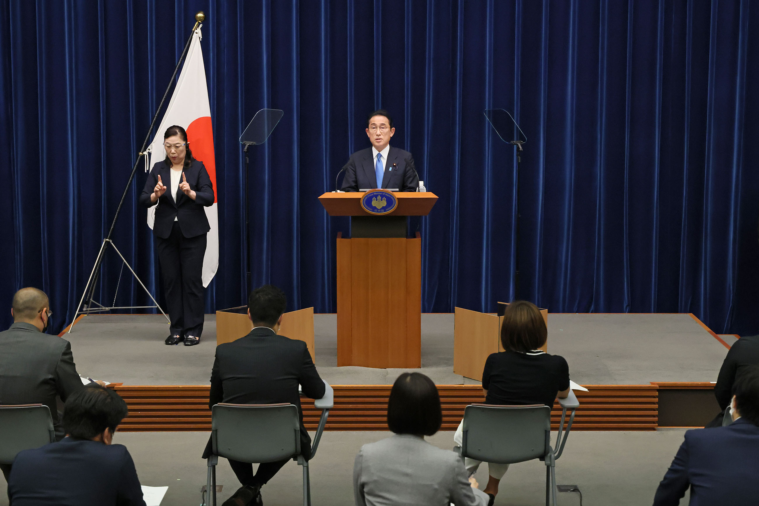 冒頭に発言する岸田総理３