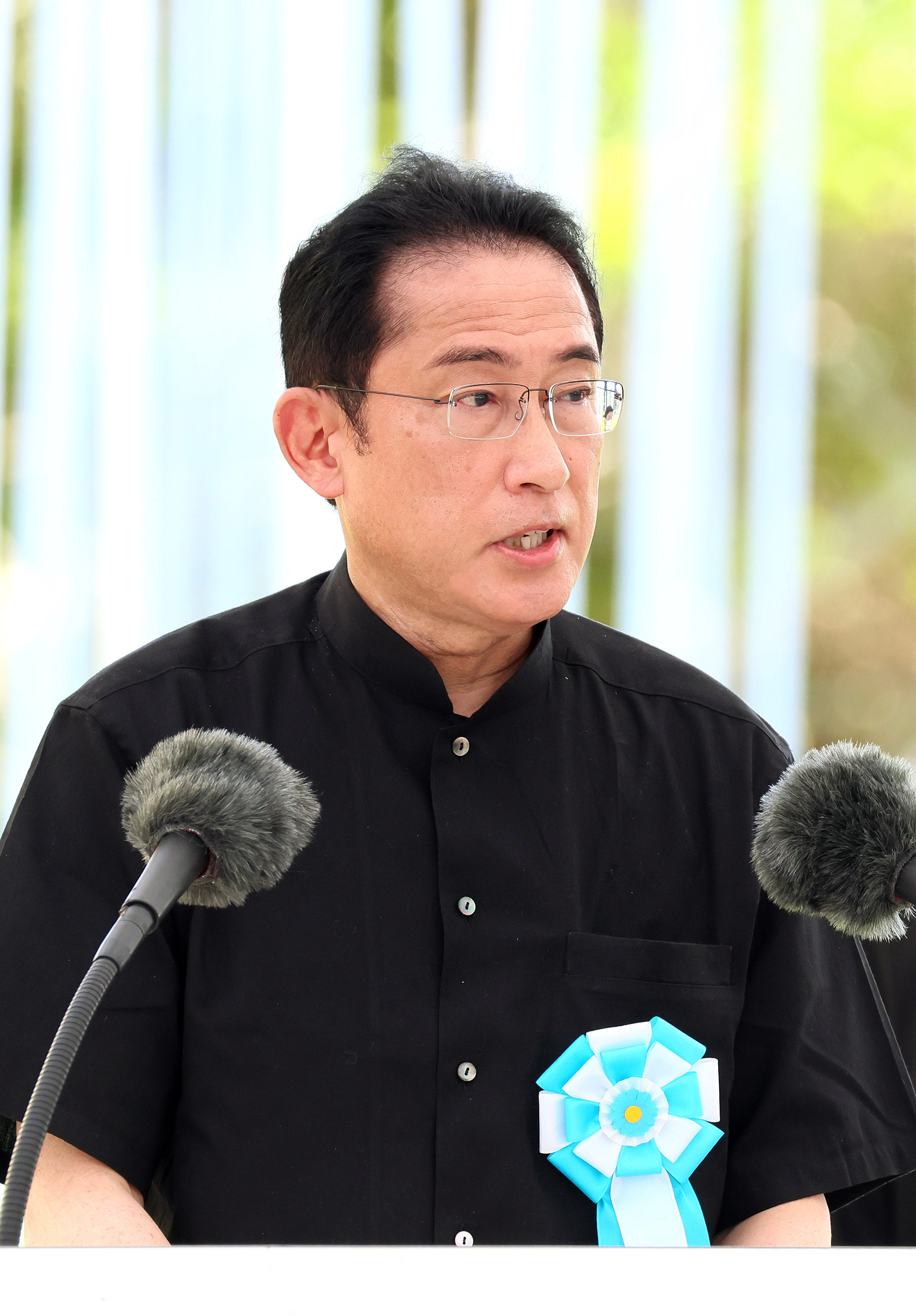 沖縄全戦没者追悼式で挨拶する岸田総理２