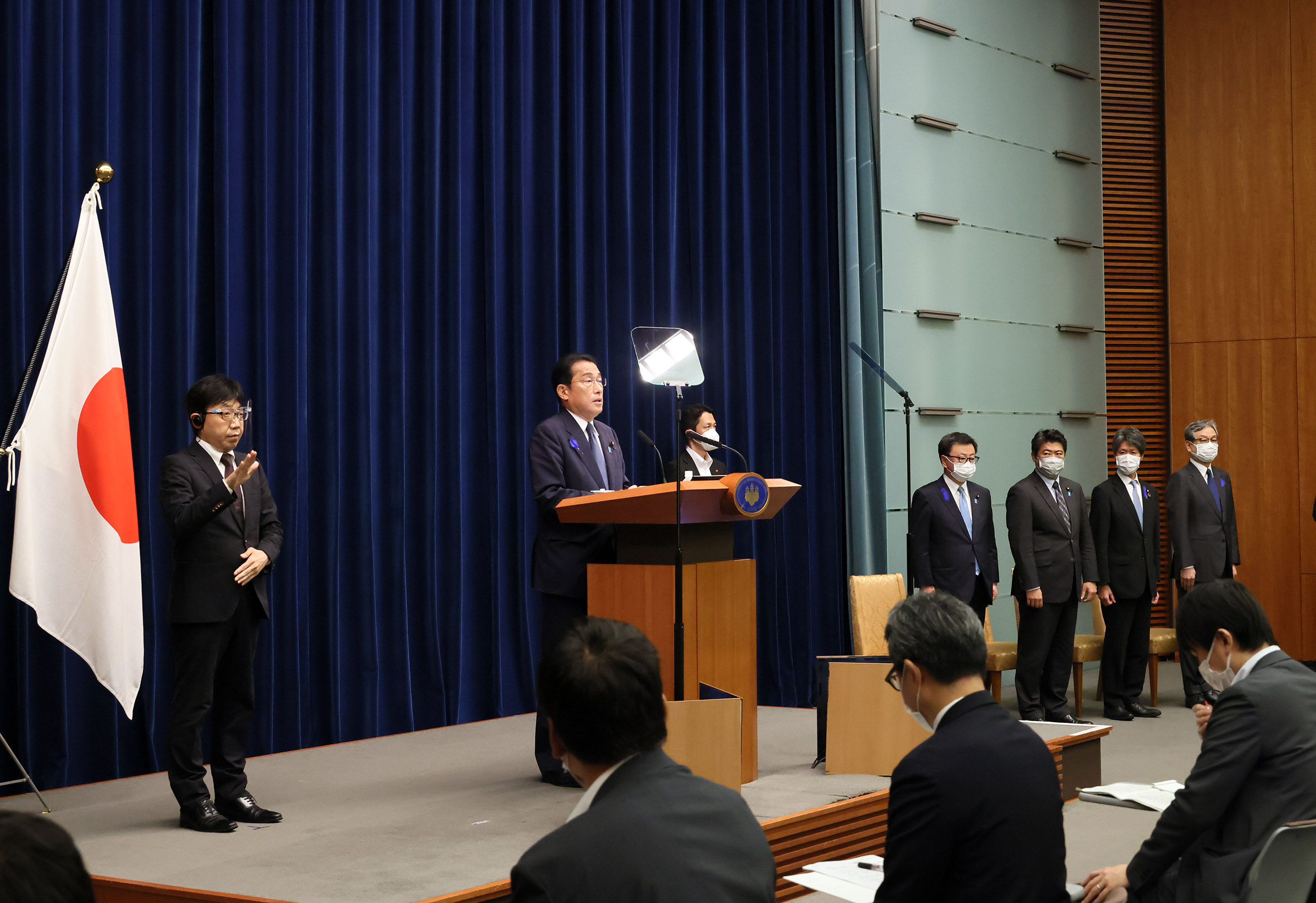 冒頭に発言する岸田総理３