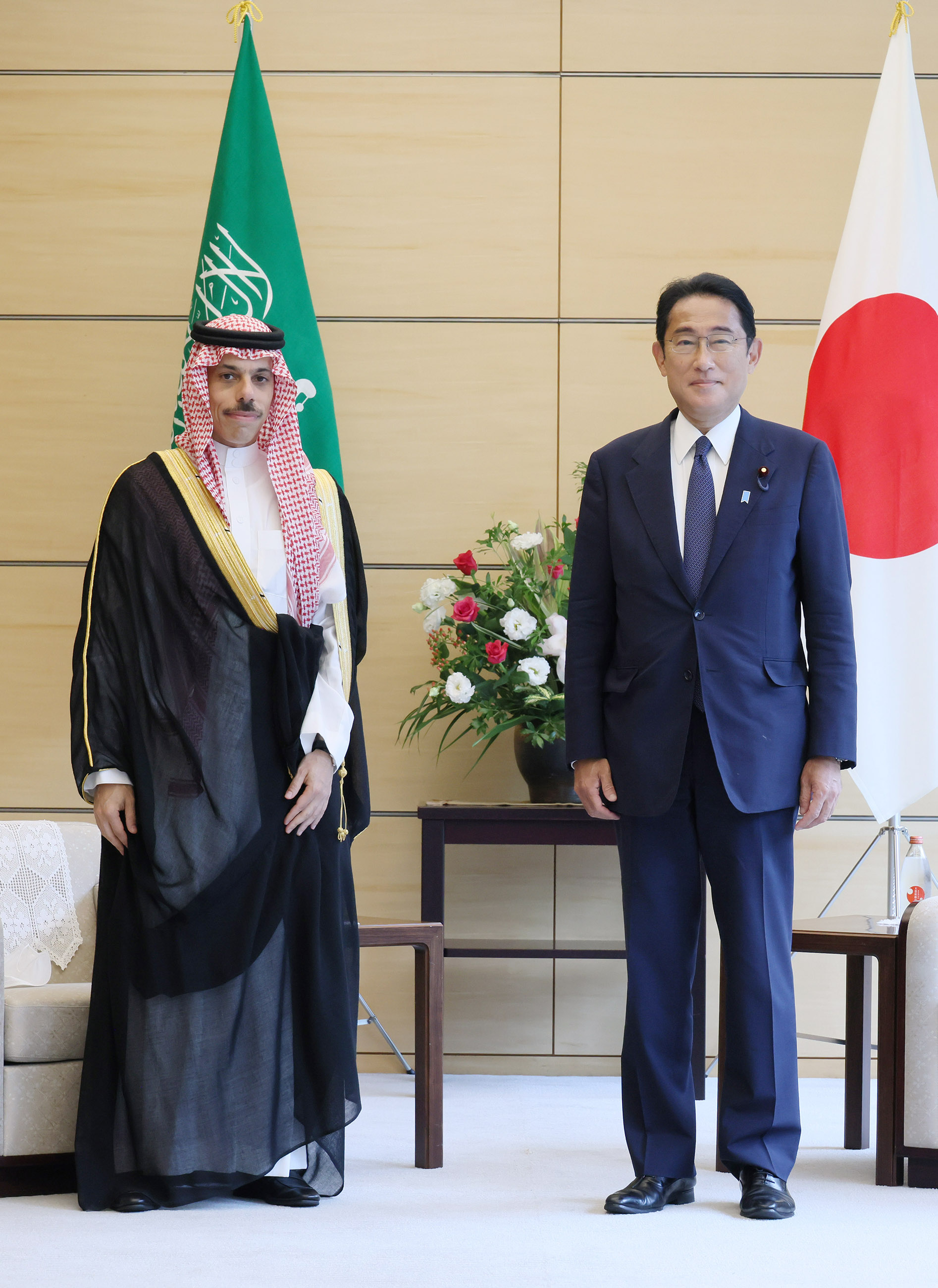 表敬を受ける岸田総理２