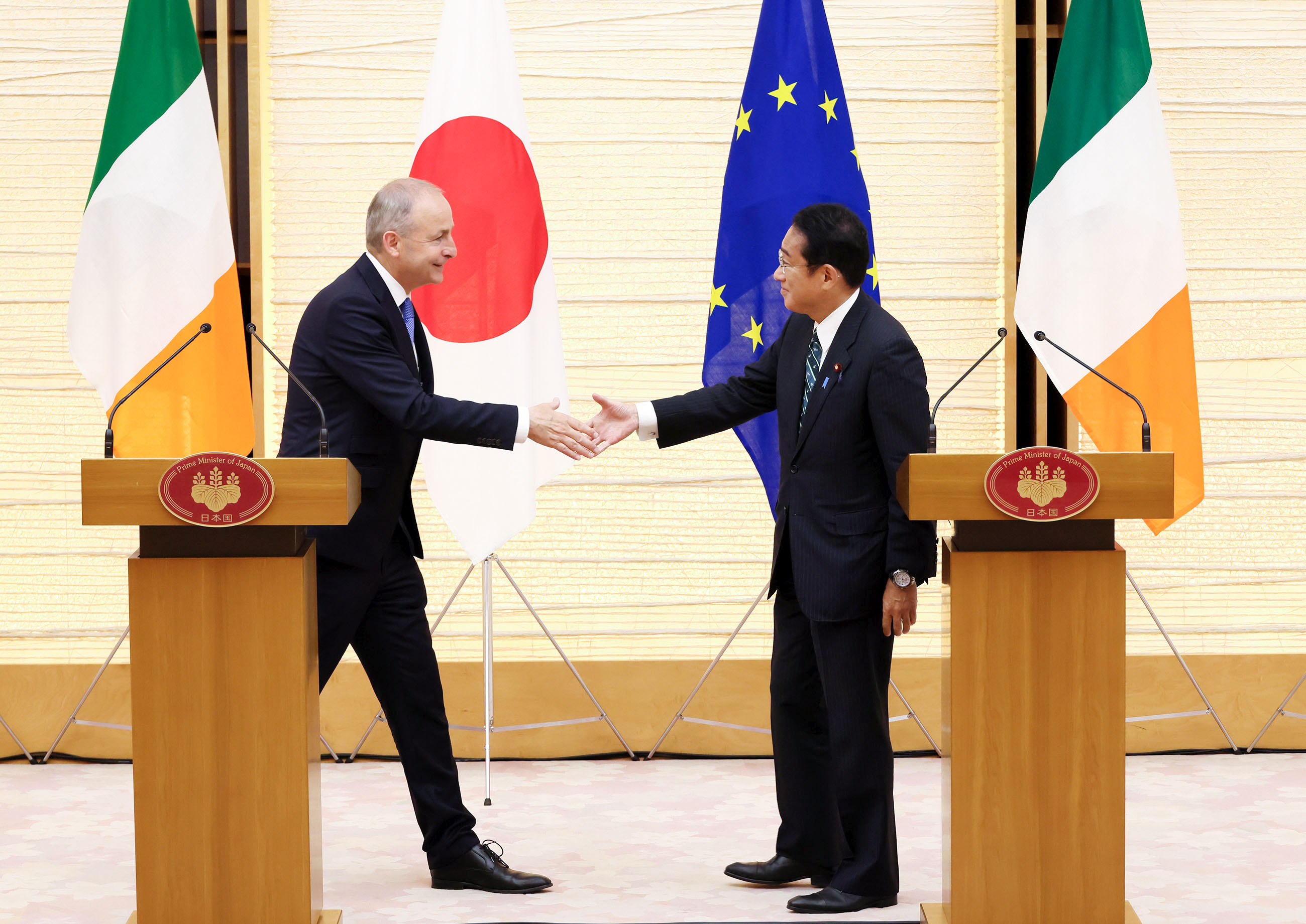 日・アイルランド共同記者発表３